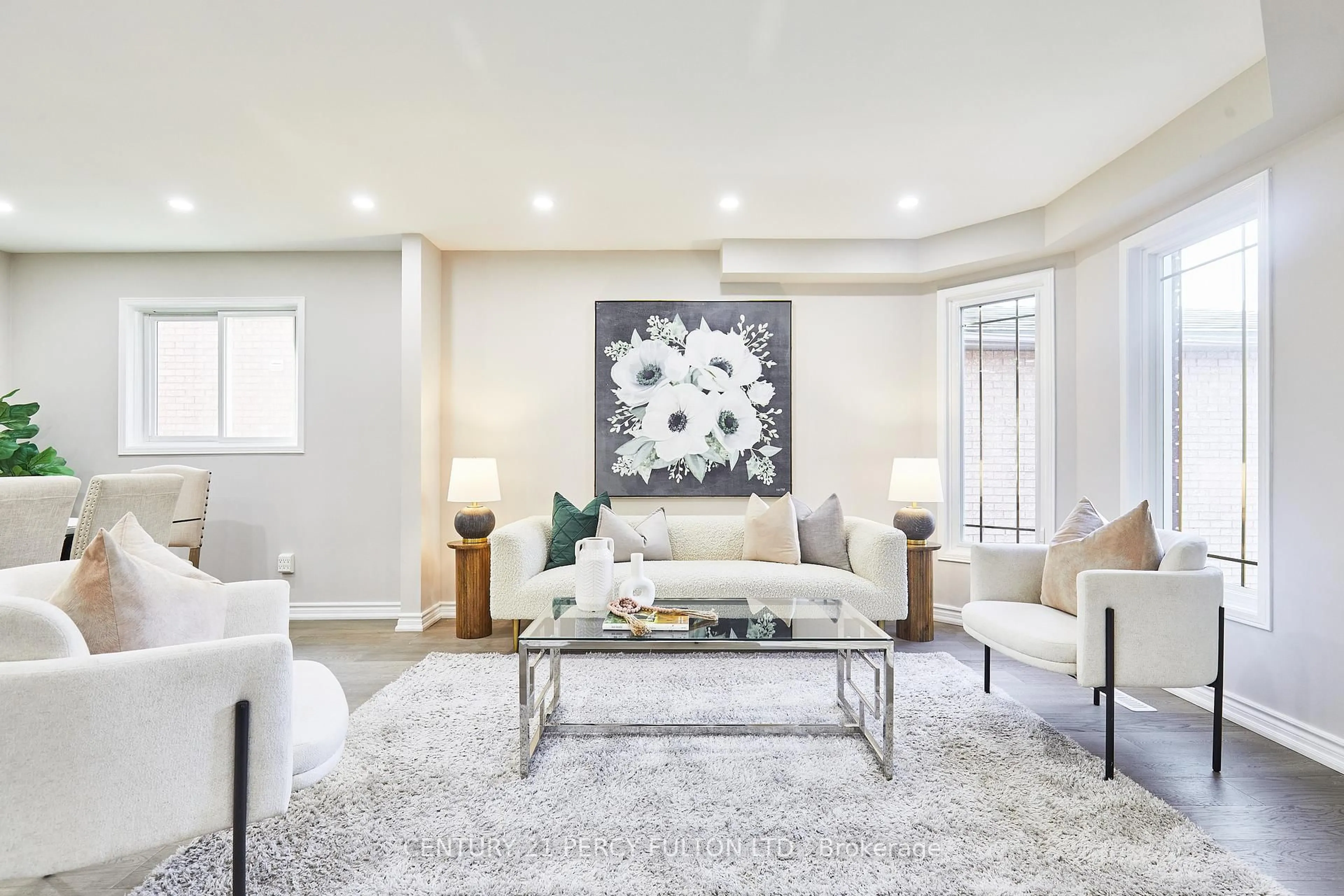 Living room with furniture, unknown for 27 Forest Grove Dr, Whitby Ontario L1R 2A7
