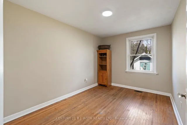Additional property image - 68 Maywood Park