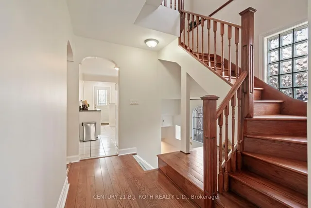 Additional property image - 68 Maywood Park