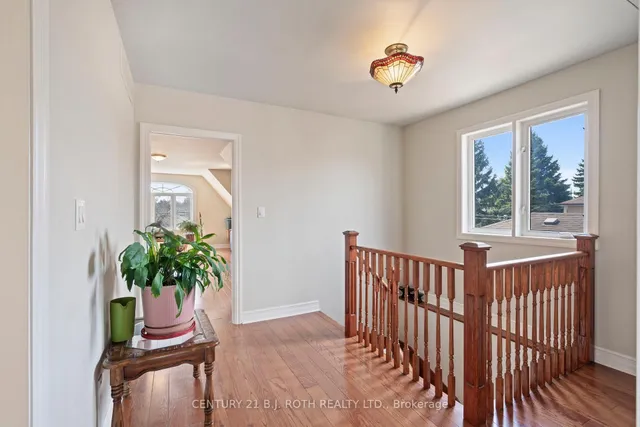 Additional property image - 68 Maywood Park
