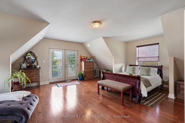 Additional property image - 68 Maywood Park