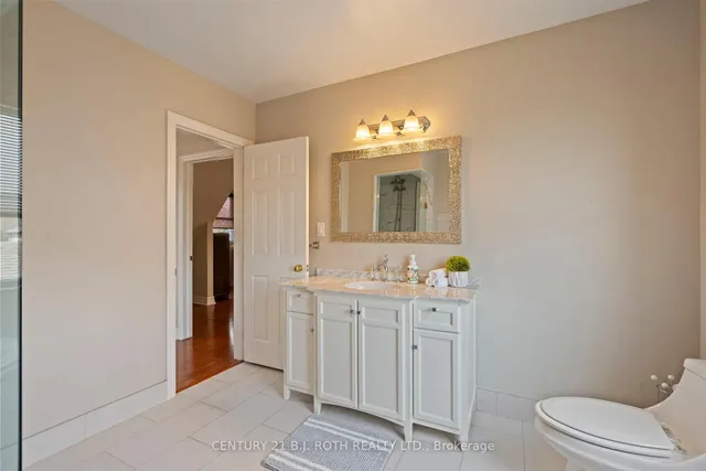 Additional property image - 68 Maywood Park