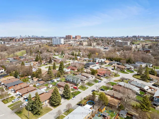 Additional property image - 68 Maywood Park