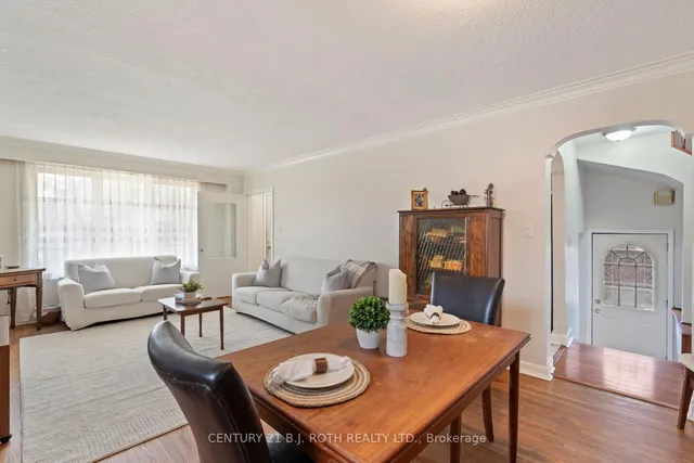 Additional property image - 68 Maywood Park