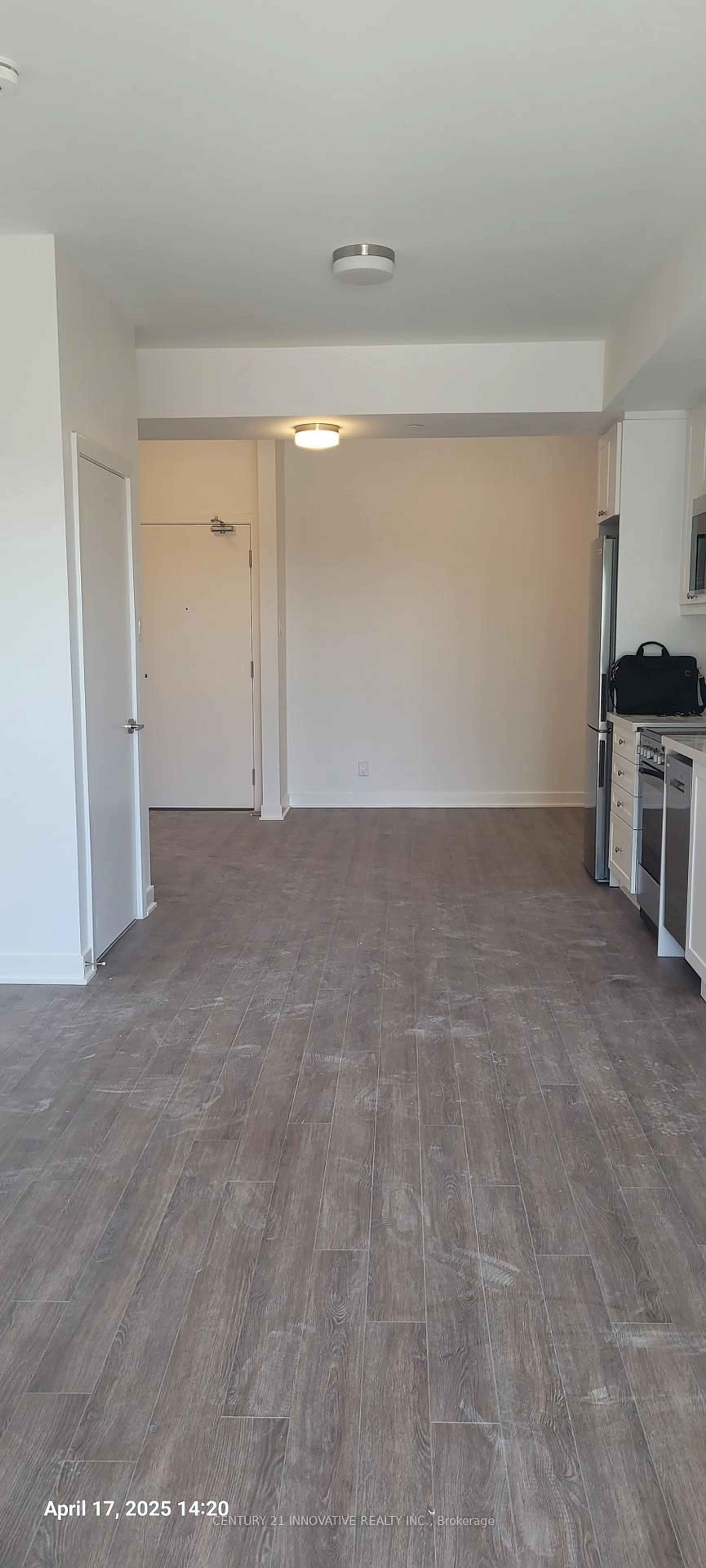 A pic of a room for 55 Clarington Blvd #812, Clarington Ontario L1C 0A1