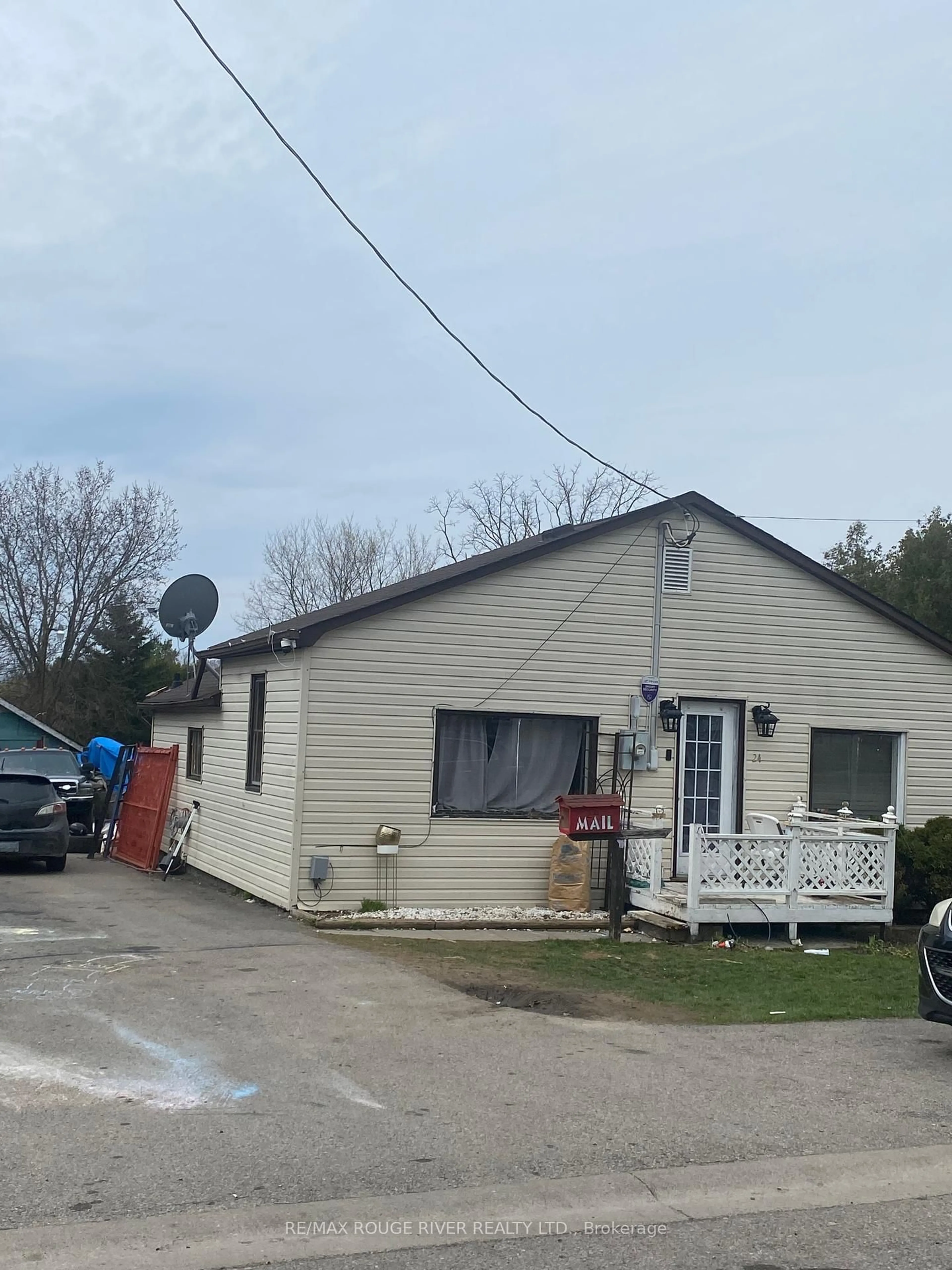 Unknown for 24 Hunt St, Clarington Ontario L1C 2W7