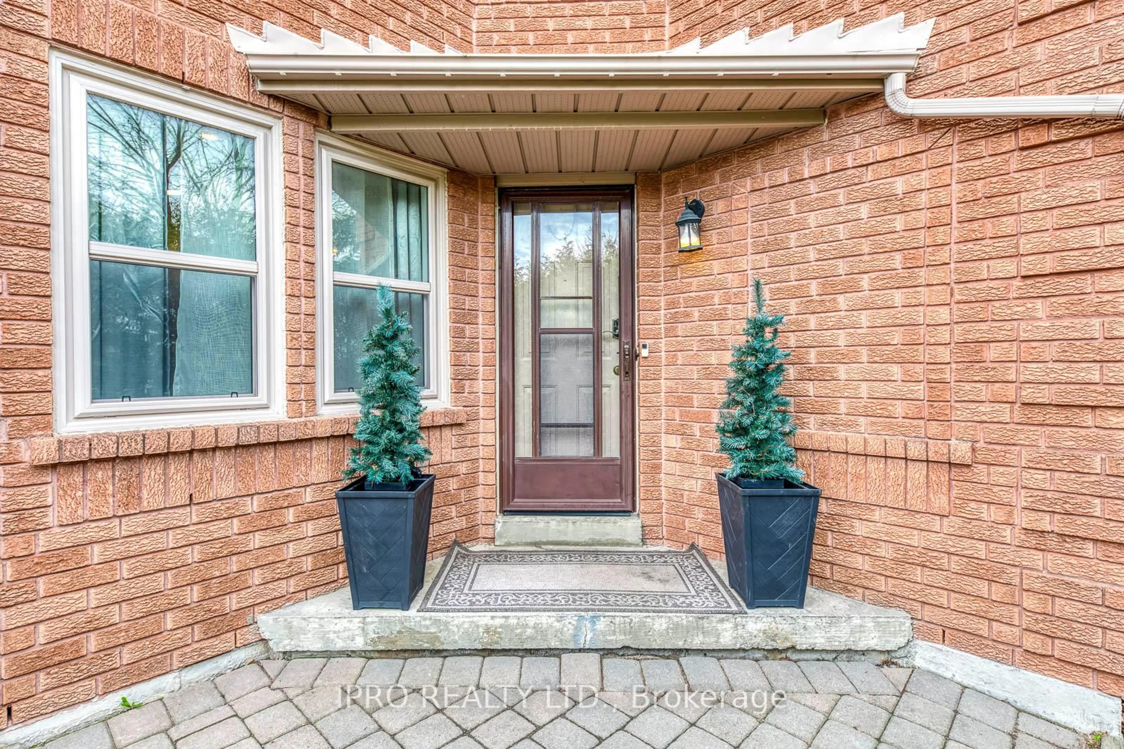 Unknown for 78 Sable Cres, Whitby Ontario L1R 1Y6