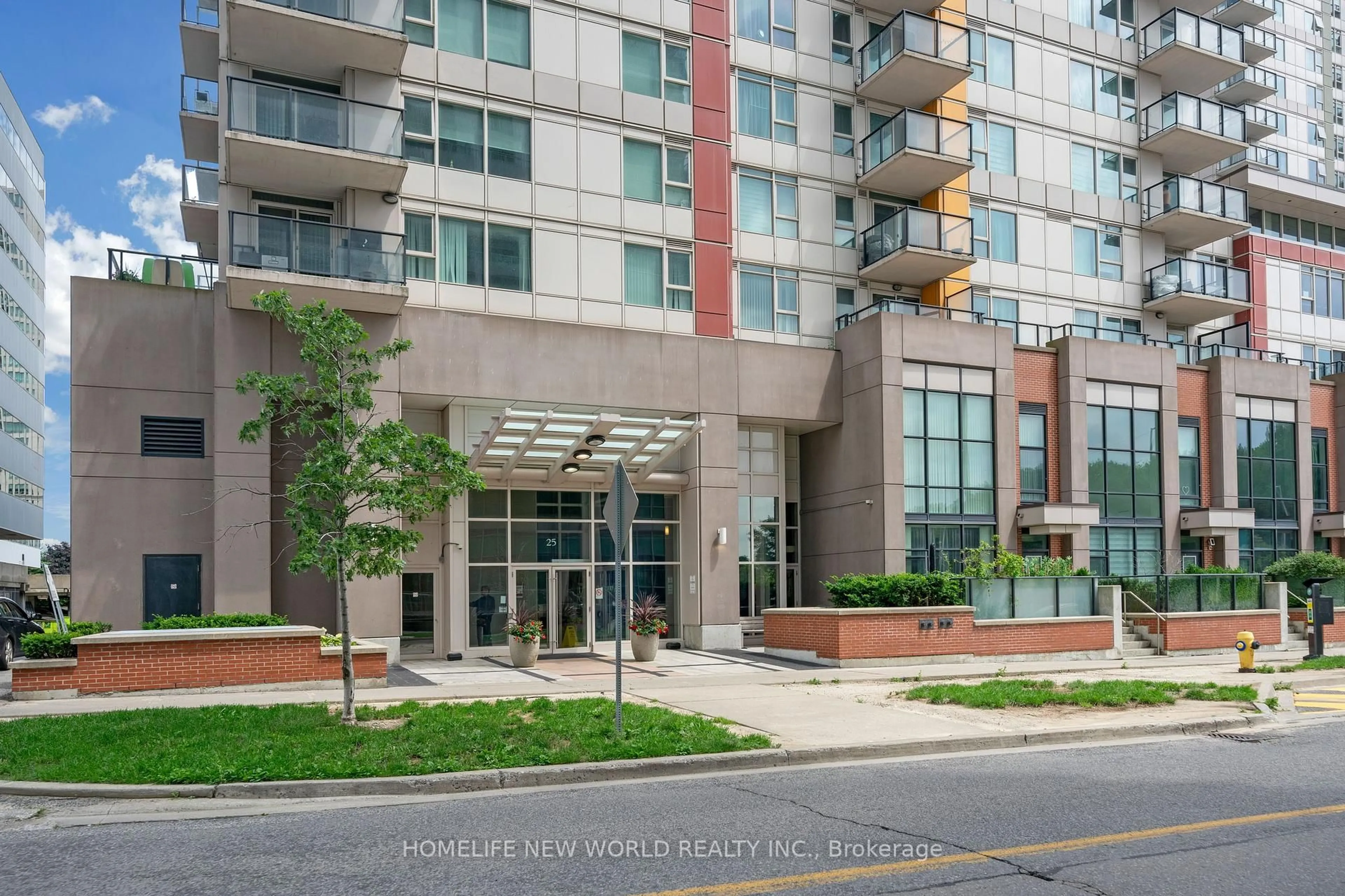 Indoor foyer for 25 Town Centre Crt #1801, Toronto Ontario M1P 0B4