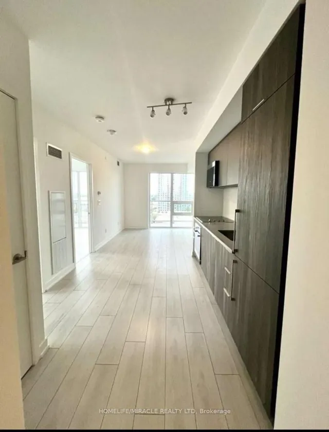 Additional property image - 2033 Kennedy Rd Unit 906