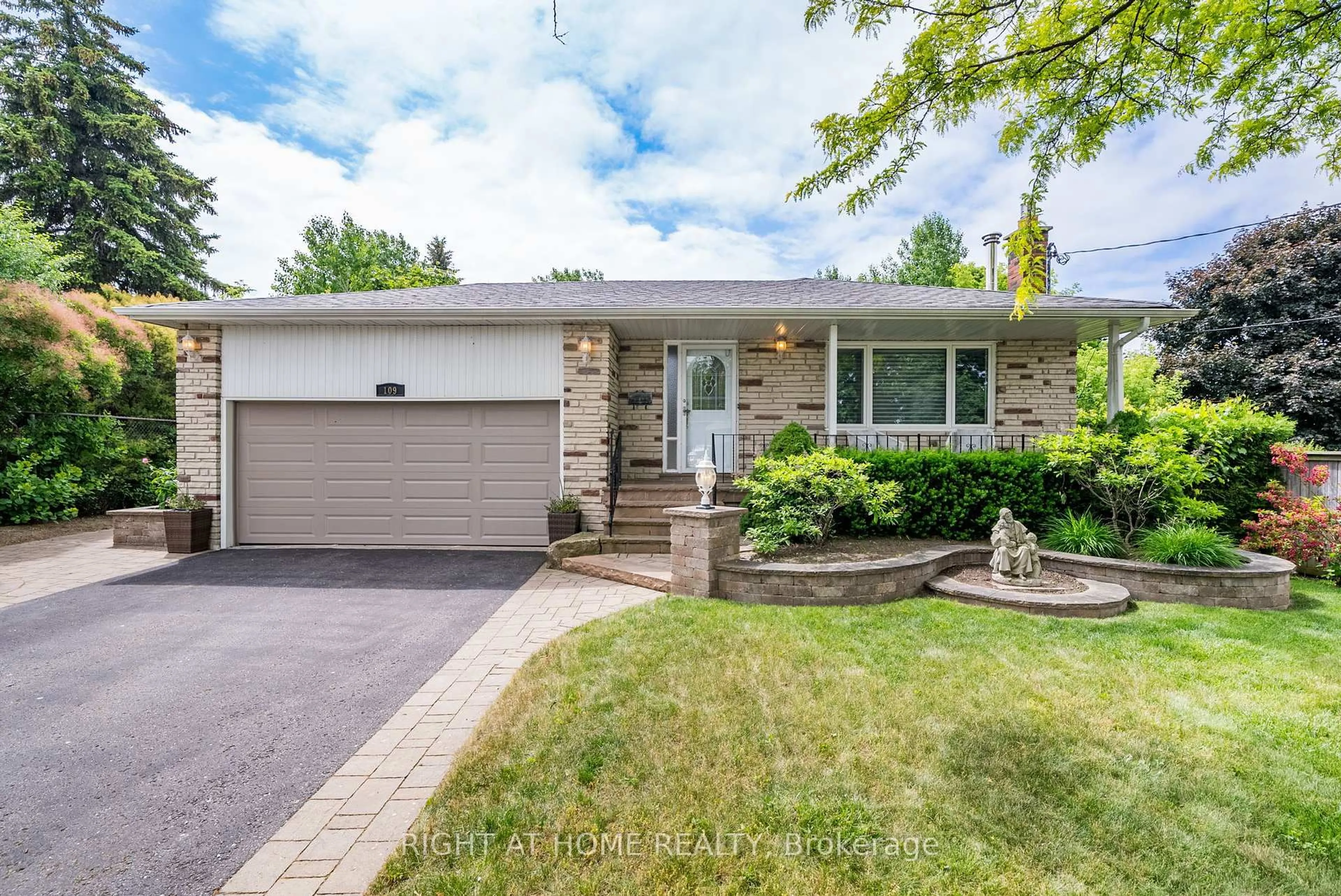 Home with brick exterior material, street for 109 Crawforth St, Whitby Ontario L1N 3S4