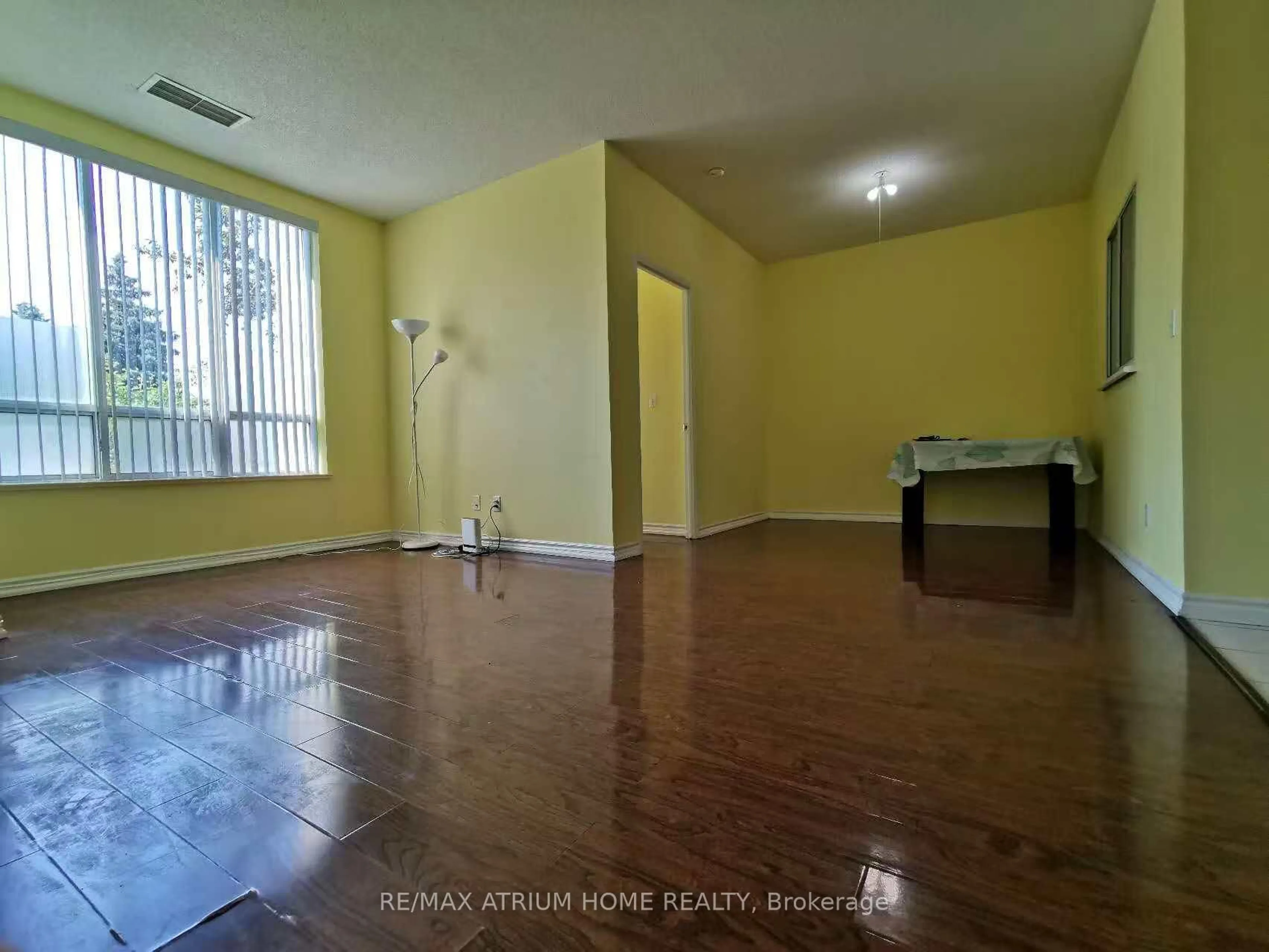 A pic of a room for 5039 Finch Ave #109, Toronto Ontario M1S 5L6