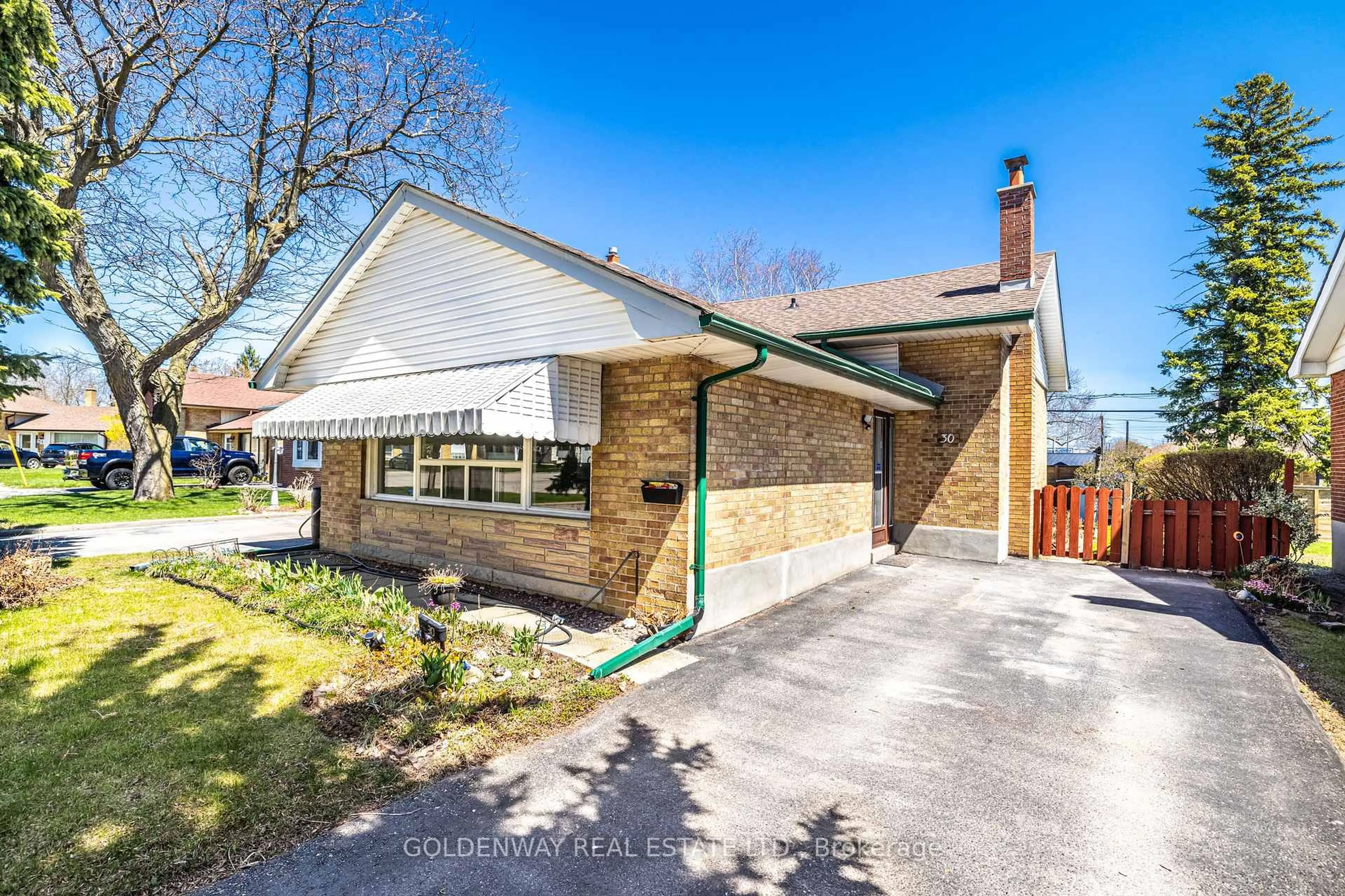Home with brick exterior material, street for 30 Mendip Cres, Toronto Ontario M1P 1Y4