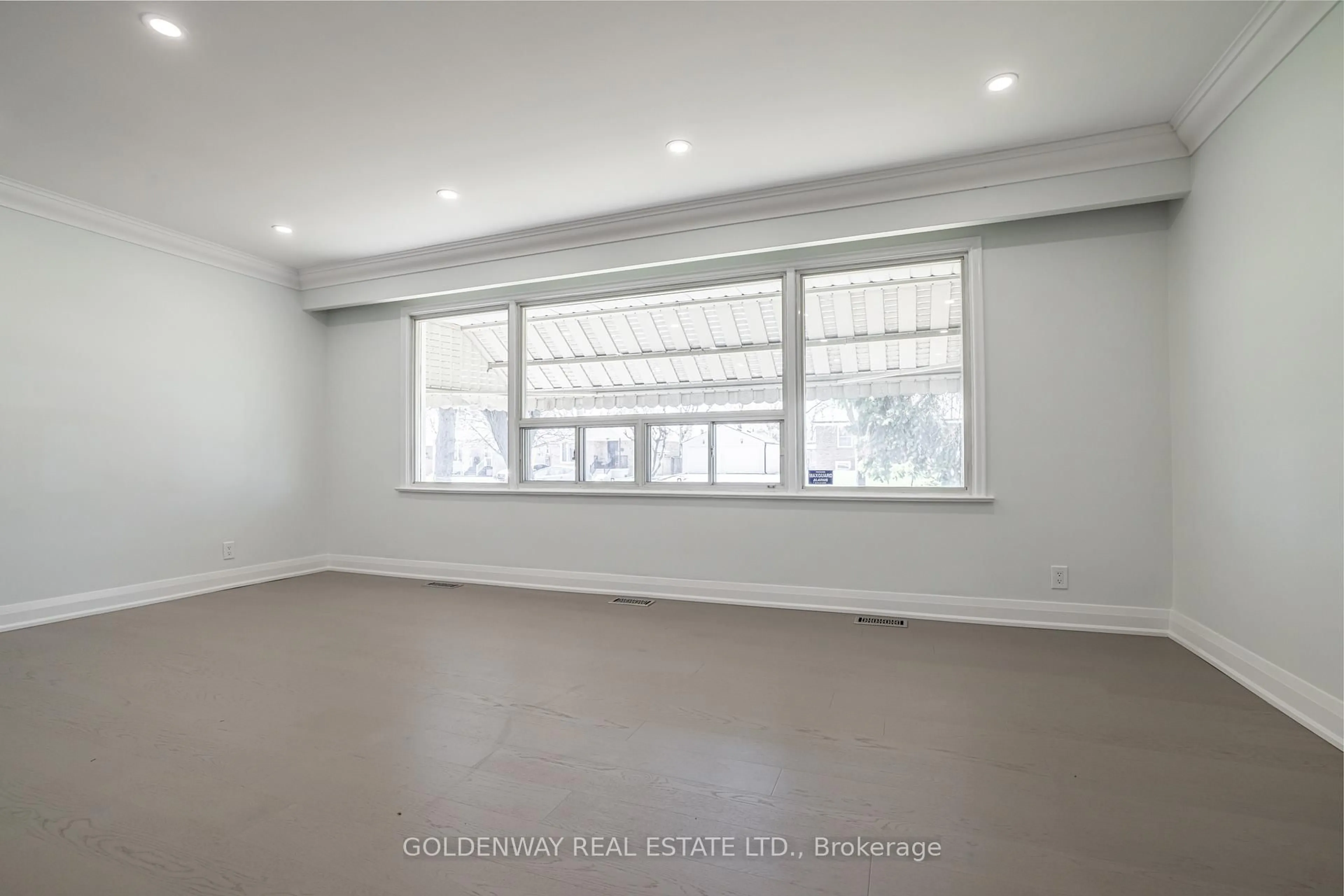 A pic of a room for 30 Mendip Cres, Toronto Ontario M1P 1Y4
