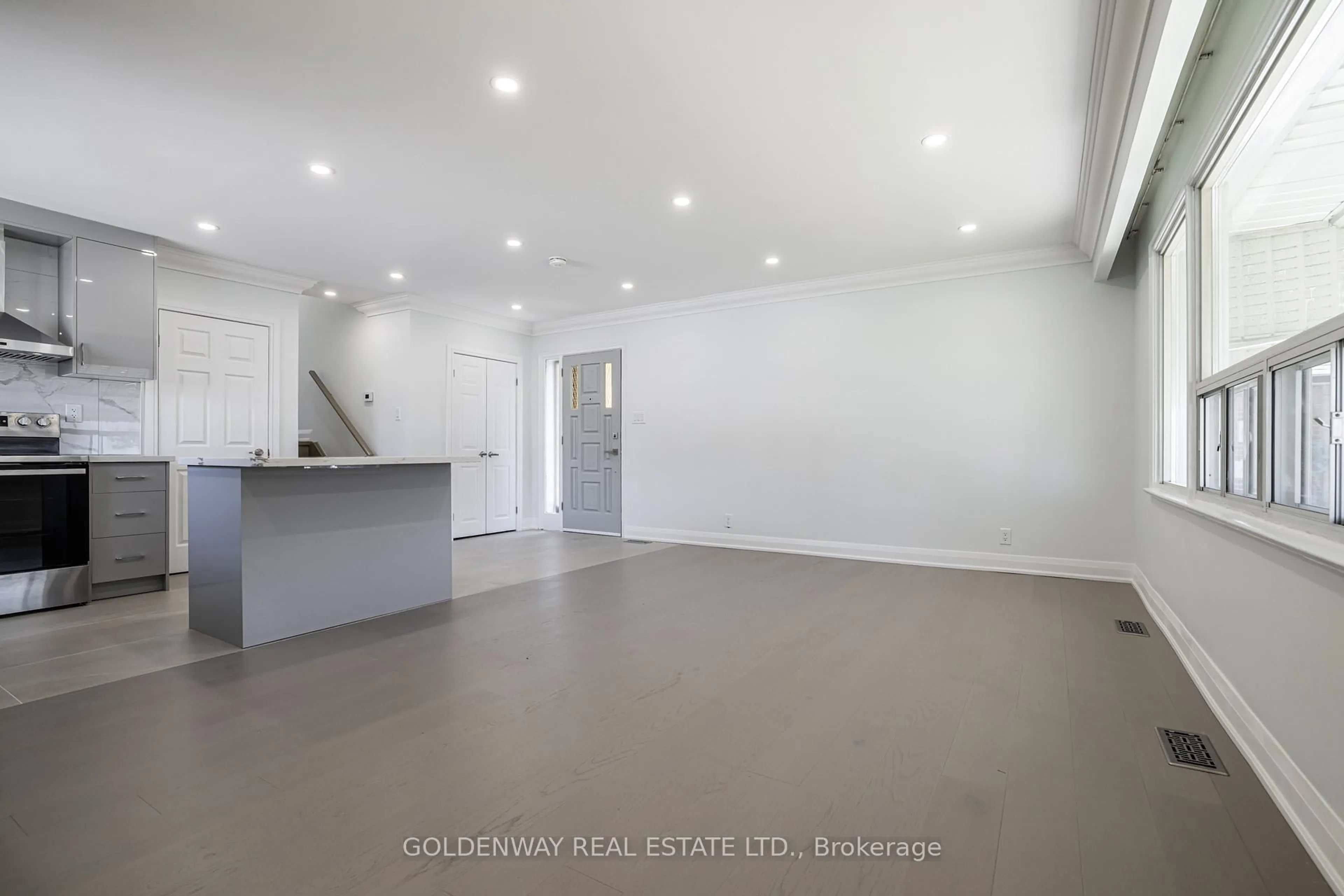A pic of a room for 30 Mendip Cres, Toronto Ontario M1P 1Y4