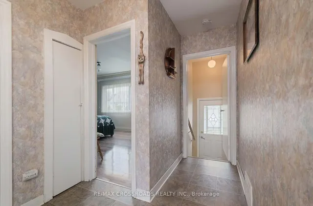 Additional property image - 1310 Victoria Park Ave
