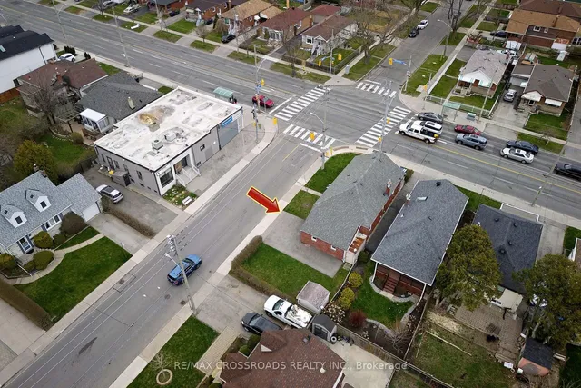 Additional property image - 1310 Victoria Park Ave