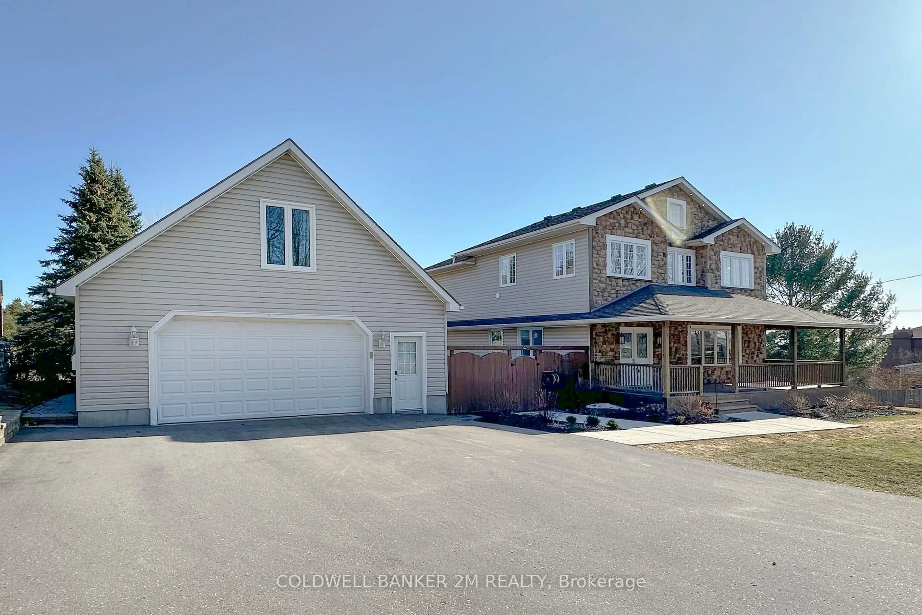 A pic from outside/outdoor area/front of a property/back of a property/a pic from drone, street for 37 Bradley Blvd, Clarington Ontario L0B 1J0