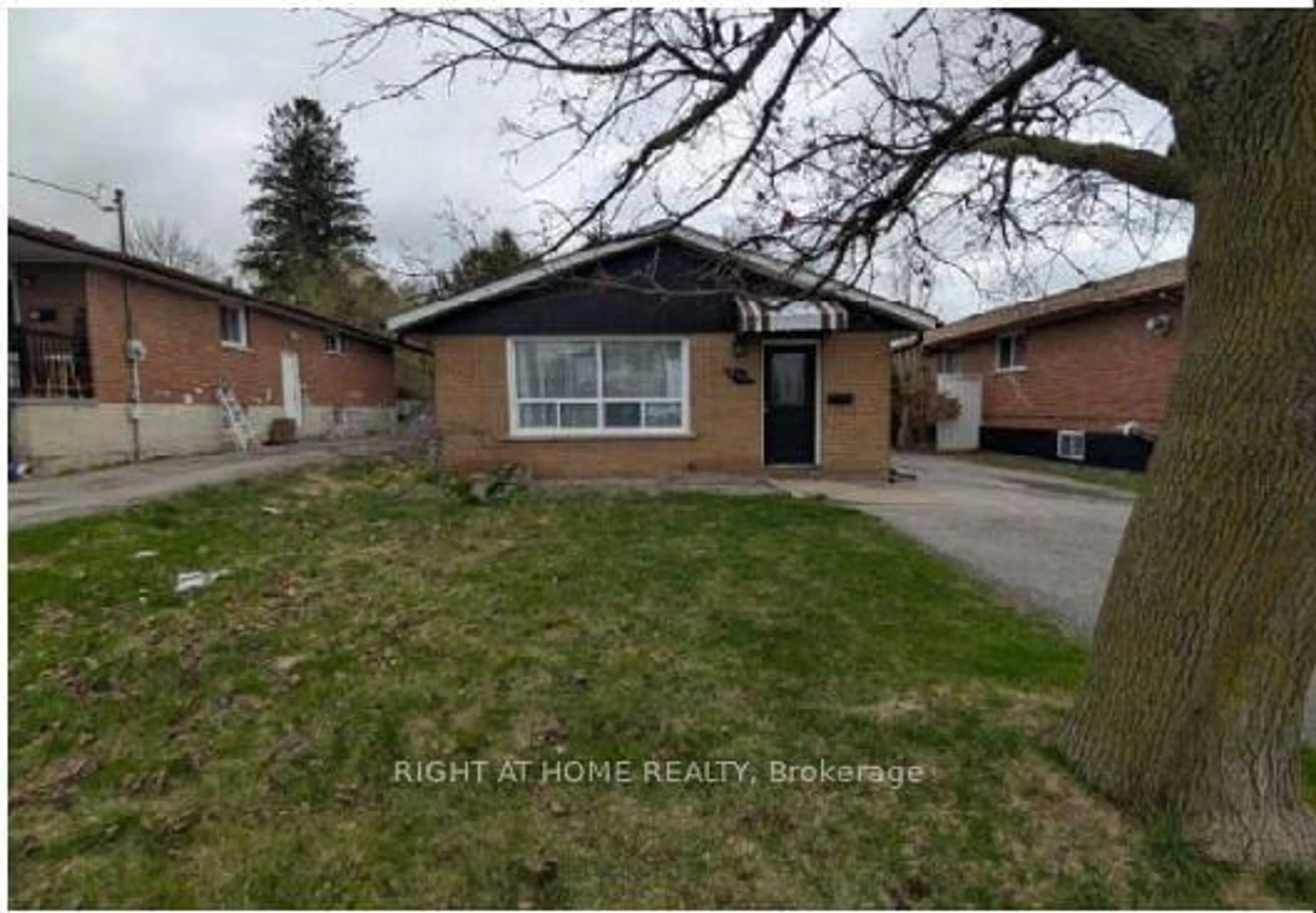 Unknown for 435 Wilson Rd, Oshawa Ontario L1G 6E8