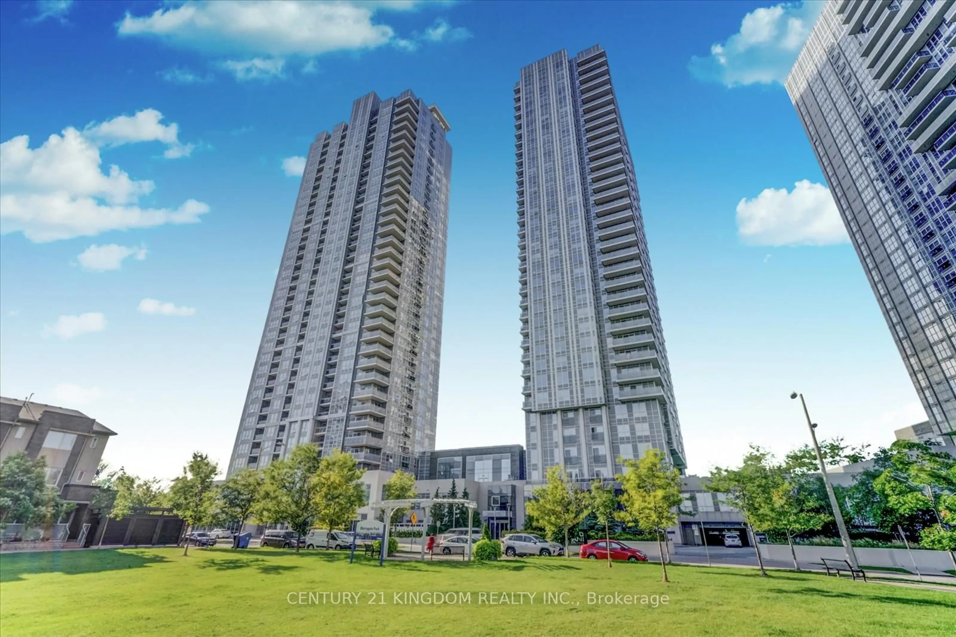 A pic from outside/outdoor area/front of a property/back of a property/a pic from drone, building for 275 Village Green Sq #2123, Toronto Ontario M1S 0L8