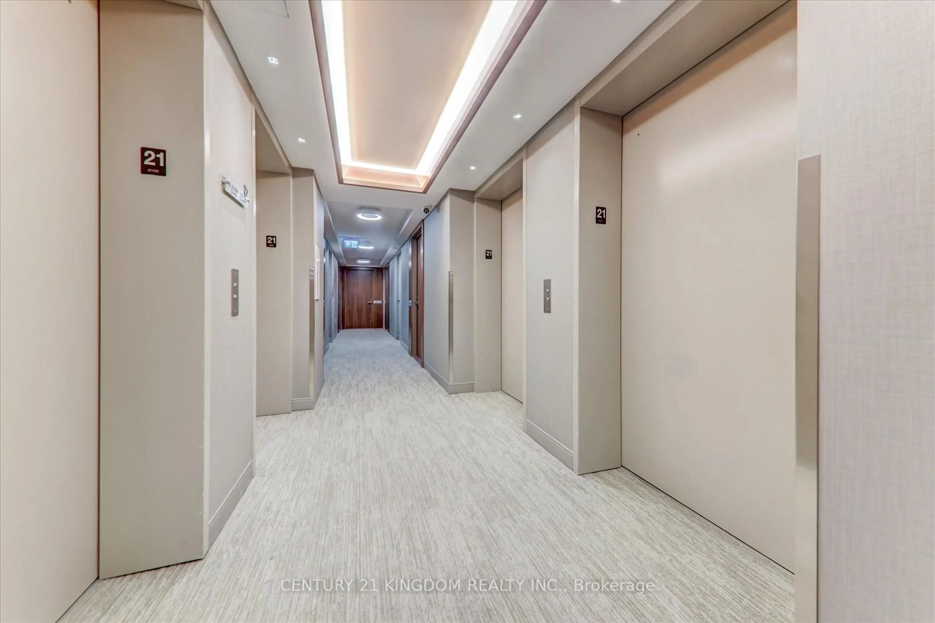 Indoor foyer for 275 Village Green Sq #2123, Toronto Ontario M1S 0L8
