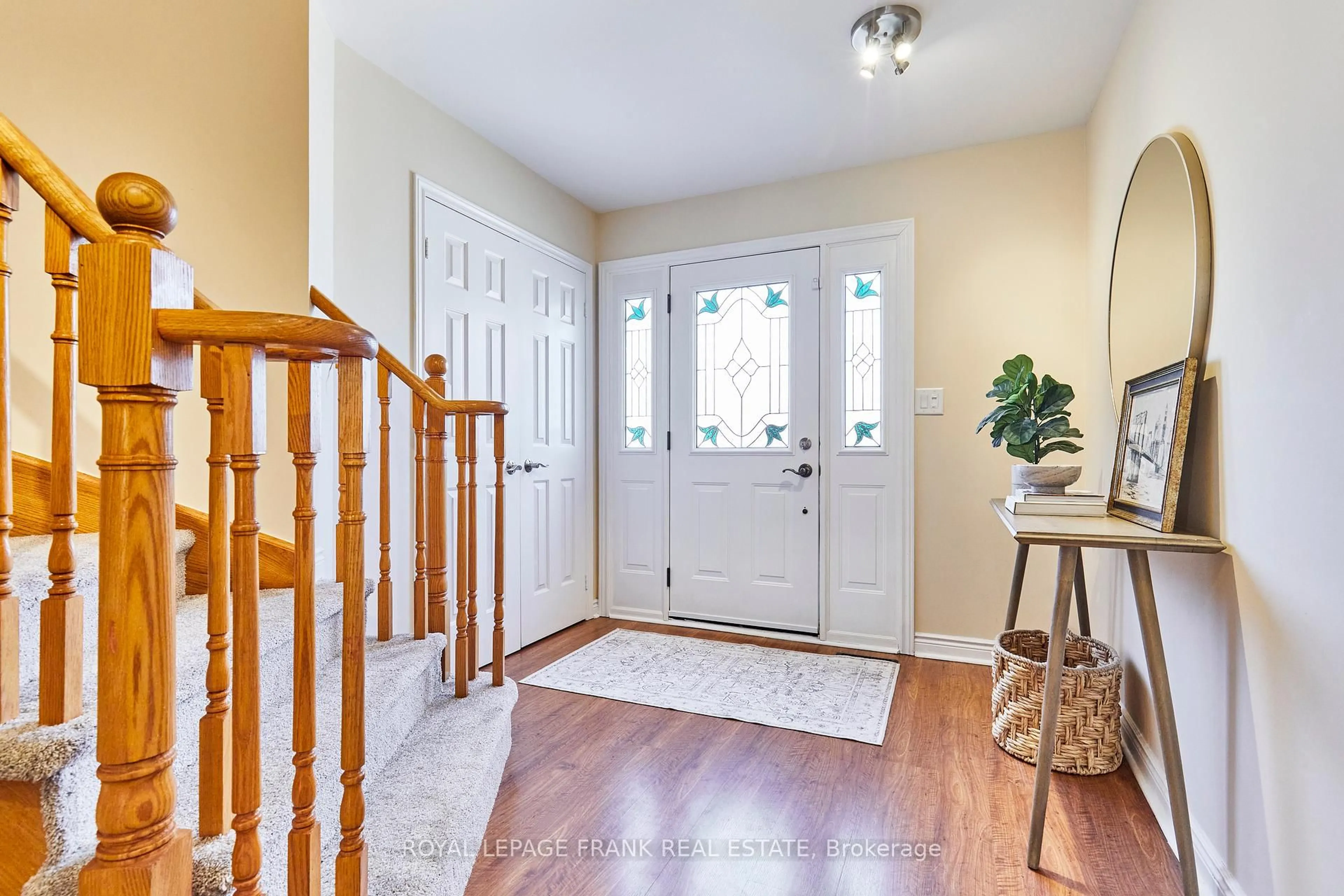 Indoor entryway for 13 Newport Ave, Clarington Ontario L1E 2B8