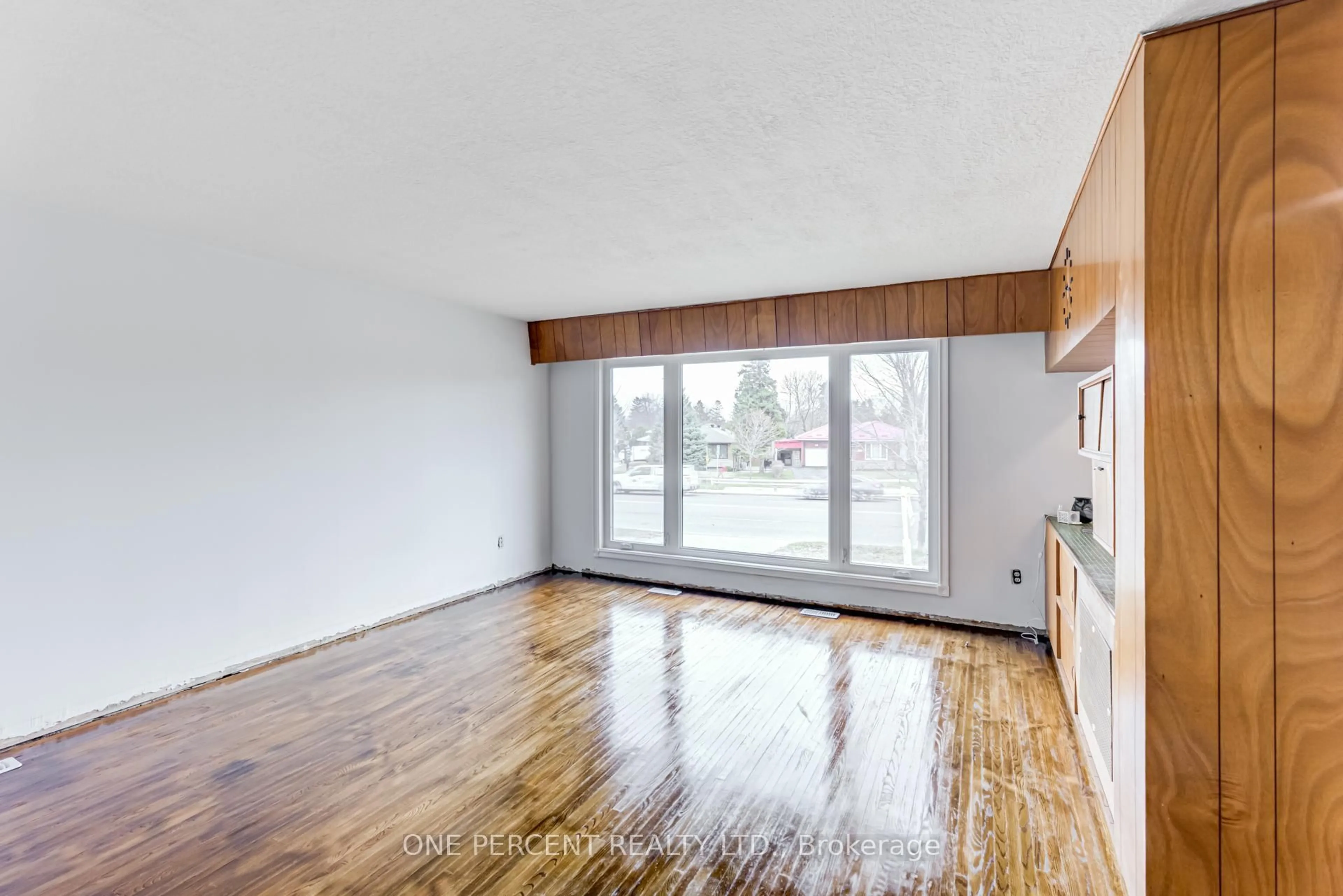A pic of a room for 600 McCowan Rd, Toronto Ontario M1J 1K1