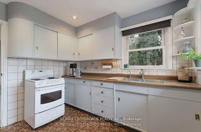 Additional property image - 23 Cedarview Dr