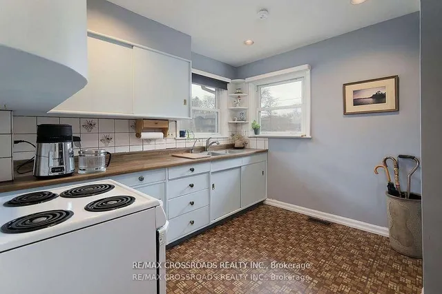 Additional property image - 23 Cedarview Dr