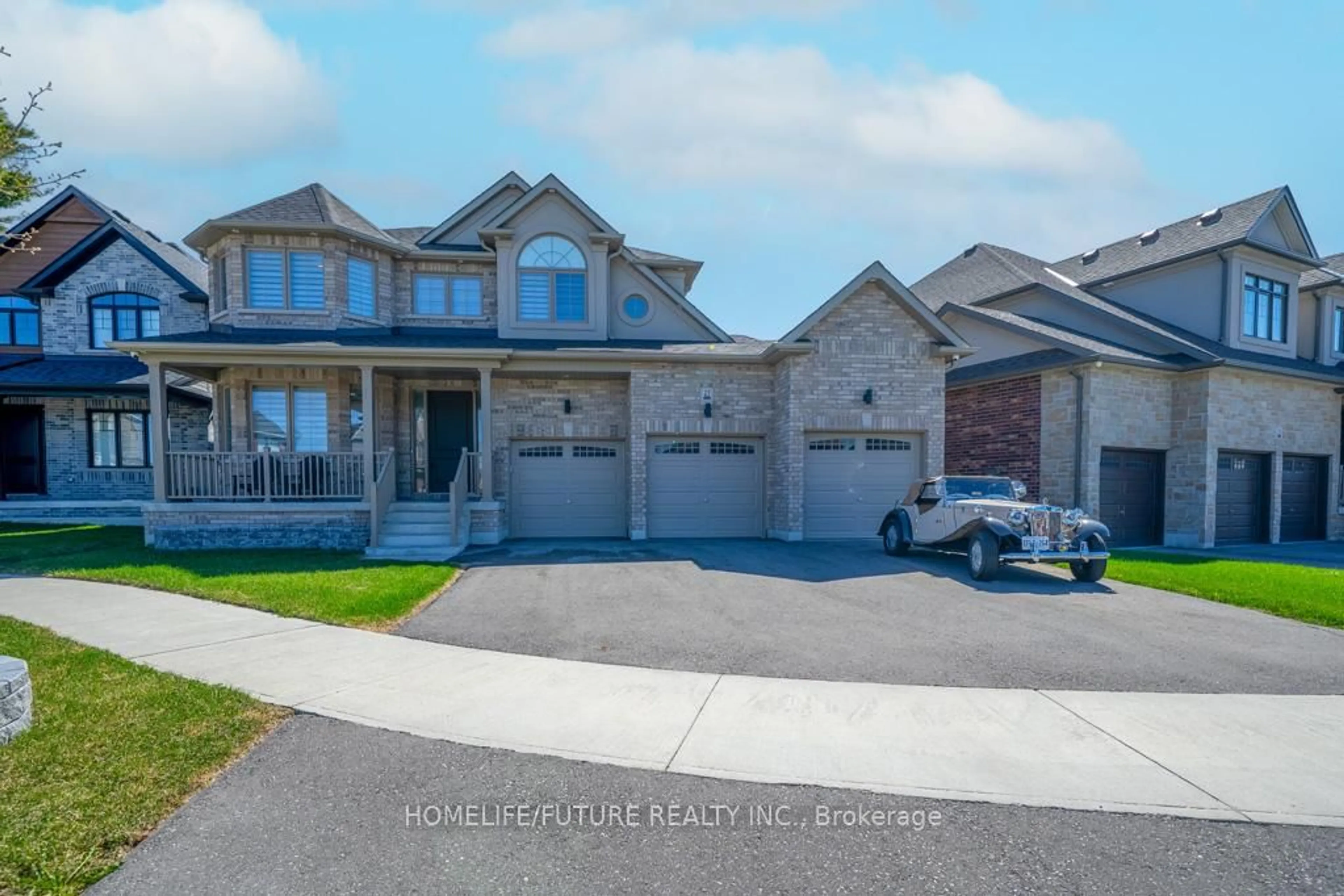 Home with brick exterior material, unknown for 27 Higham Pl, Clarington Ontario L1C 7G5