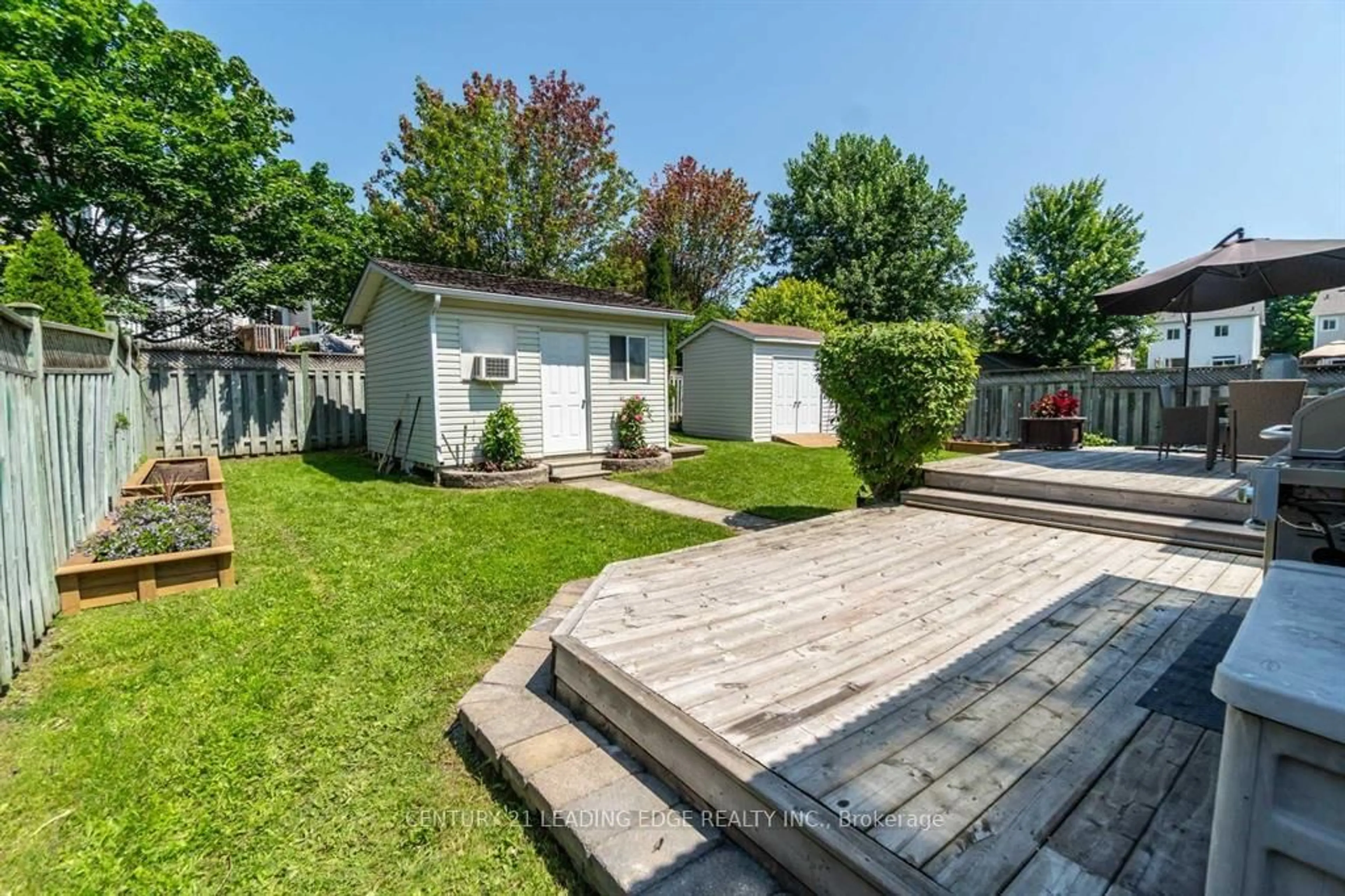 Unknown for 30 Amanda Ave, Whitby Ontario L1M 1K4