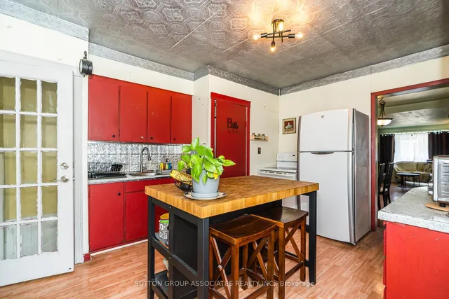 Additional image 14 of 16 North Bonnington Ave