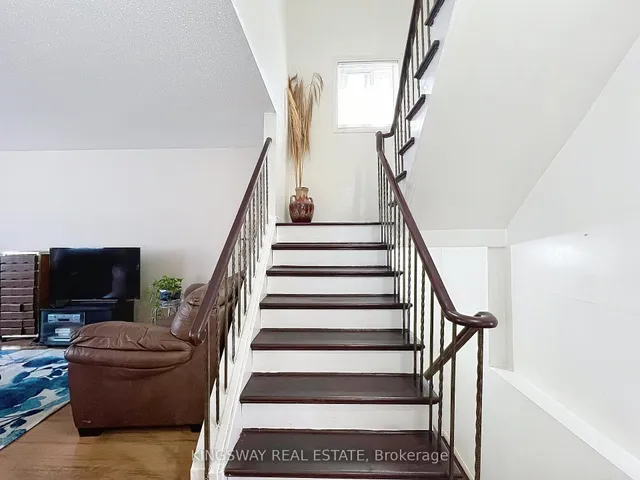 Additional property image - 55 Copperwood Sq