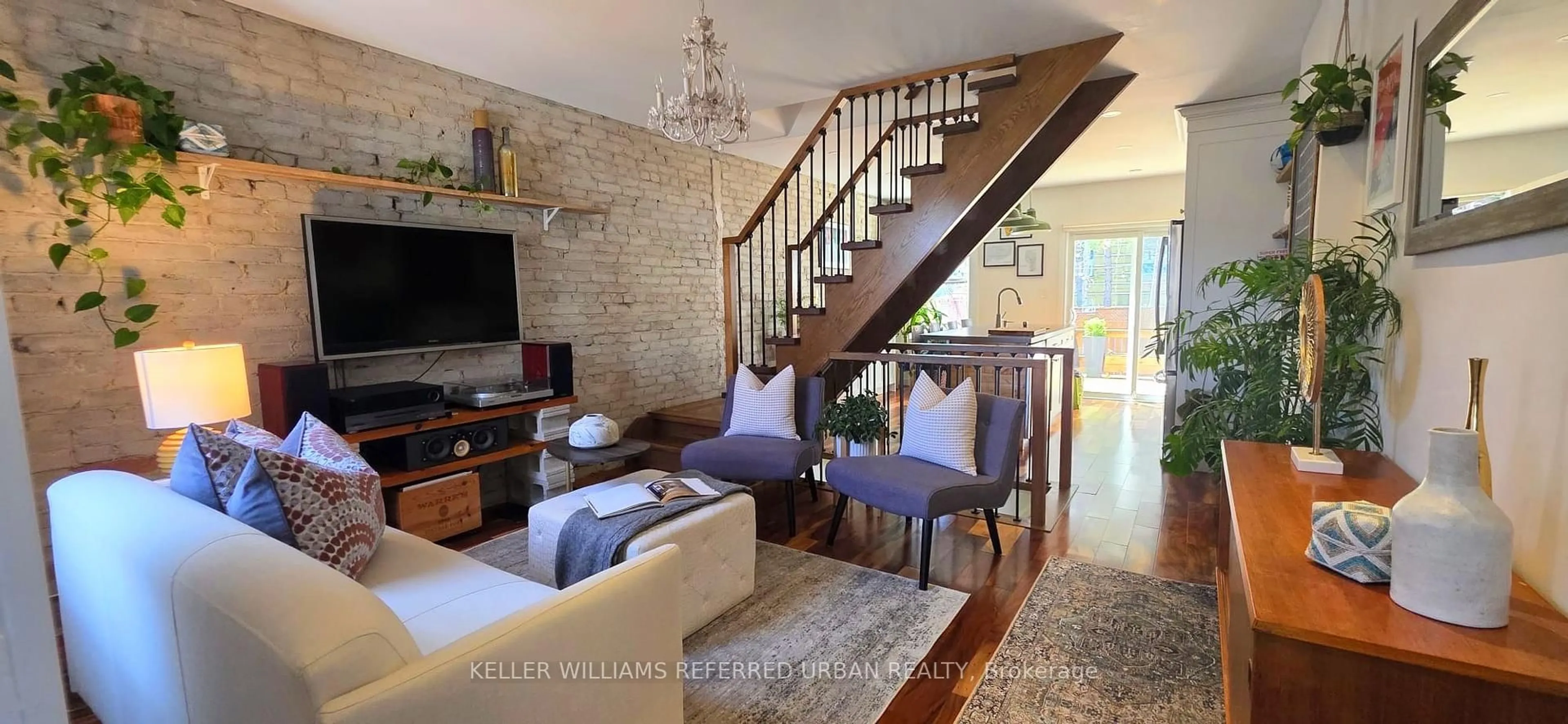 Living room with furniture, unknown for 6 Hannaford St, Toronto Ontario M4E 3G7