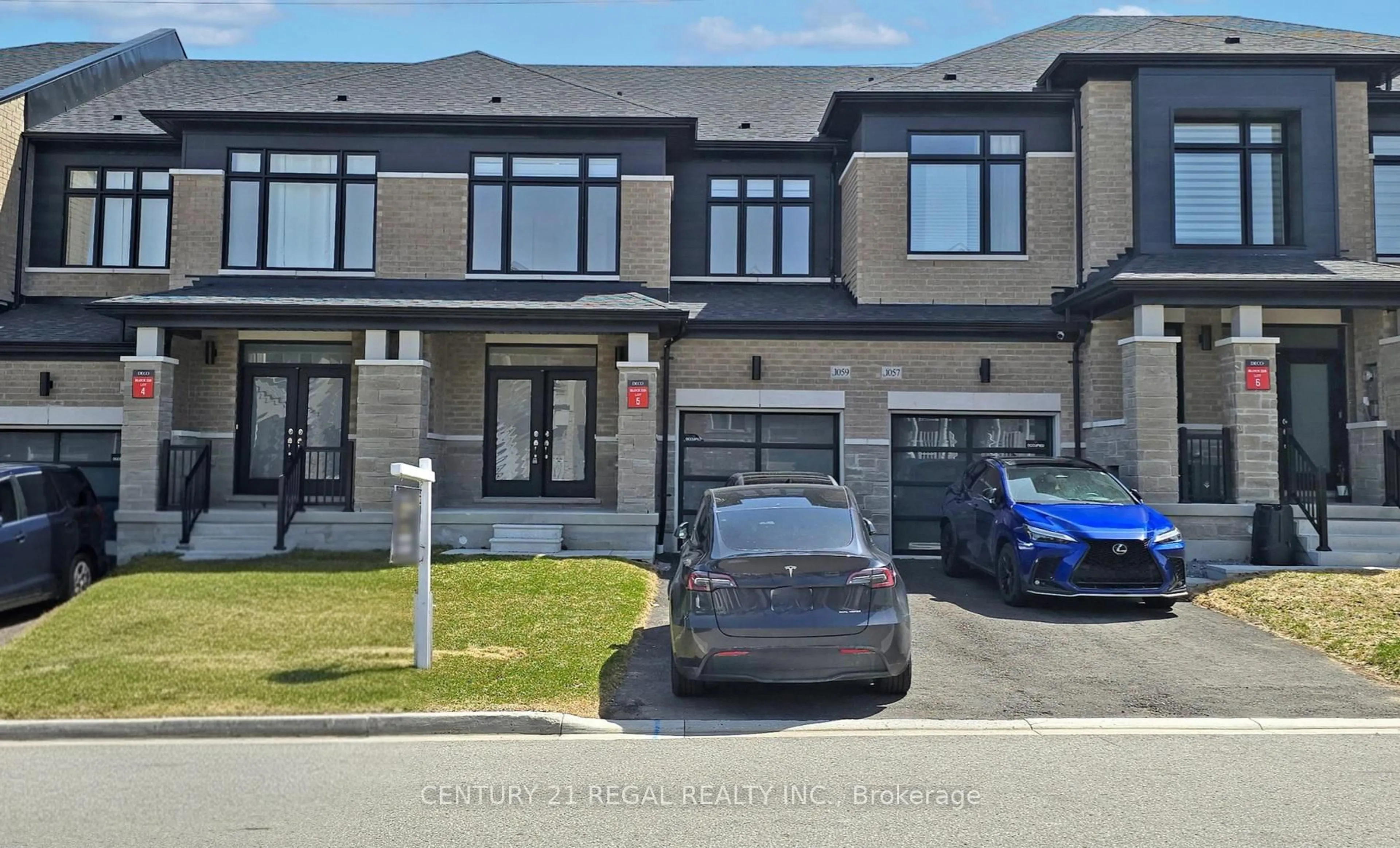 Unknown for 1059 Cameo St, Pickering Ontario L1X 0G3