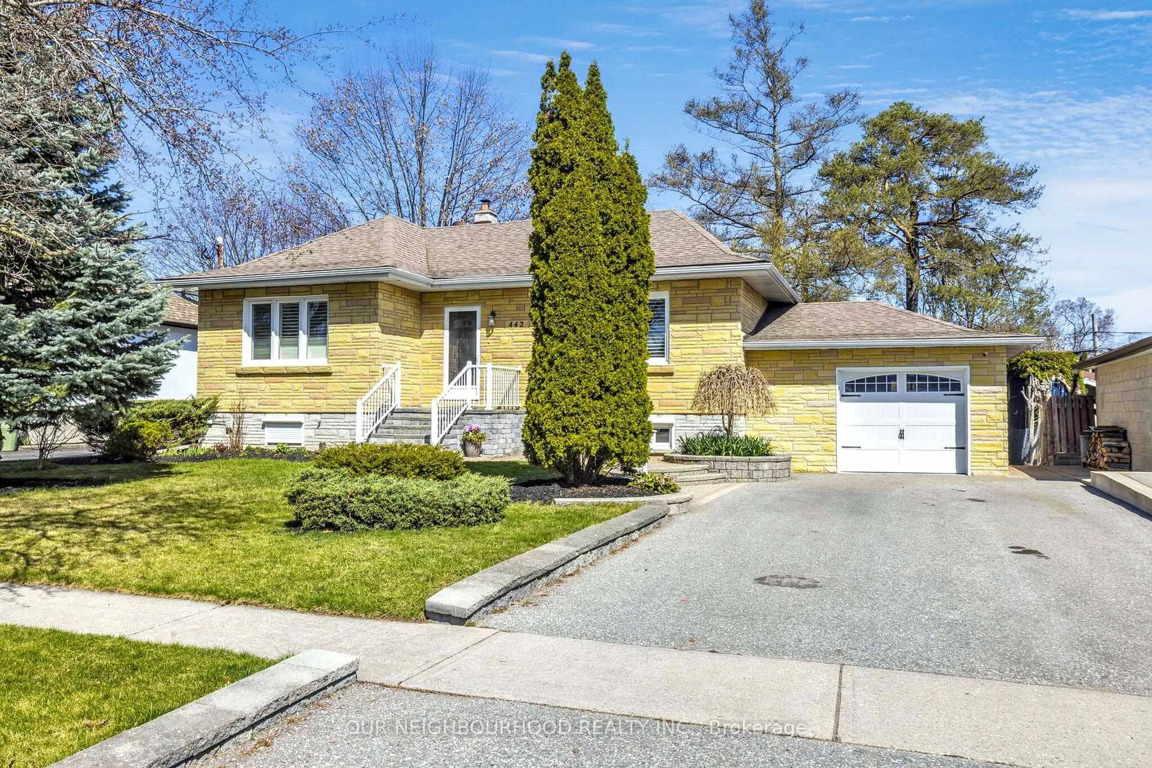 Home with brick exterior material, street for 442 Ridgeway Ave, Oshawa Ontario L1J 2V7