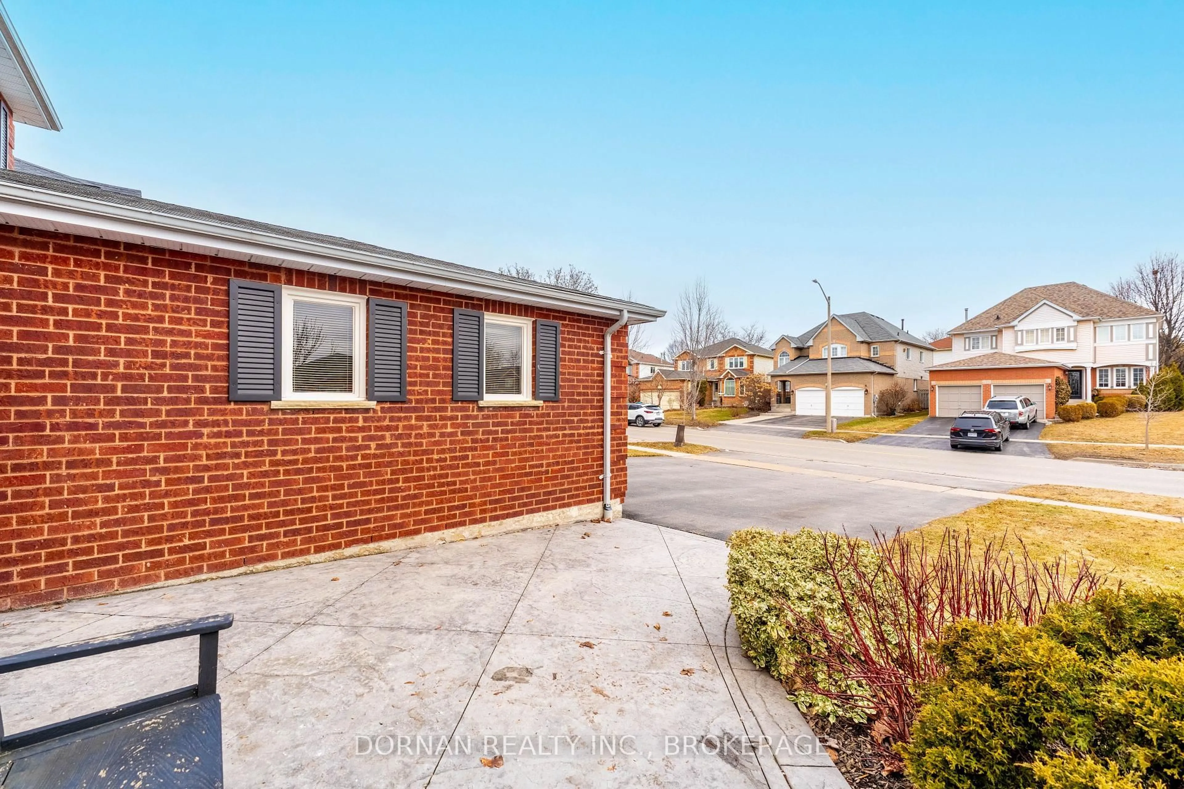 Unknown for 885 Corbetts Rd, Oshawa Ontario L1K 2E1