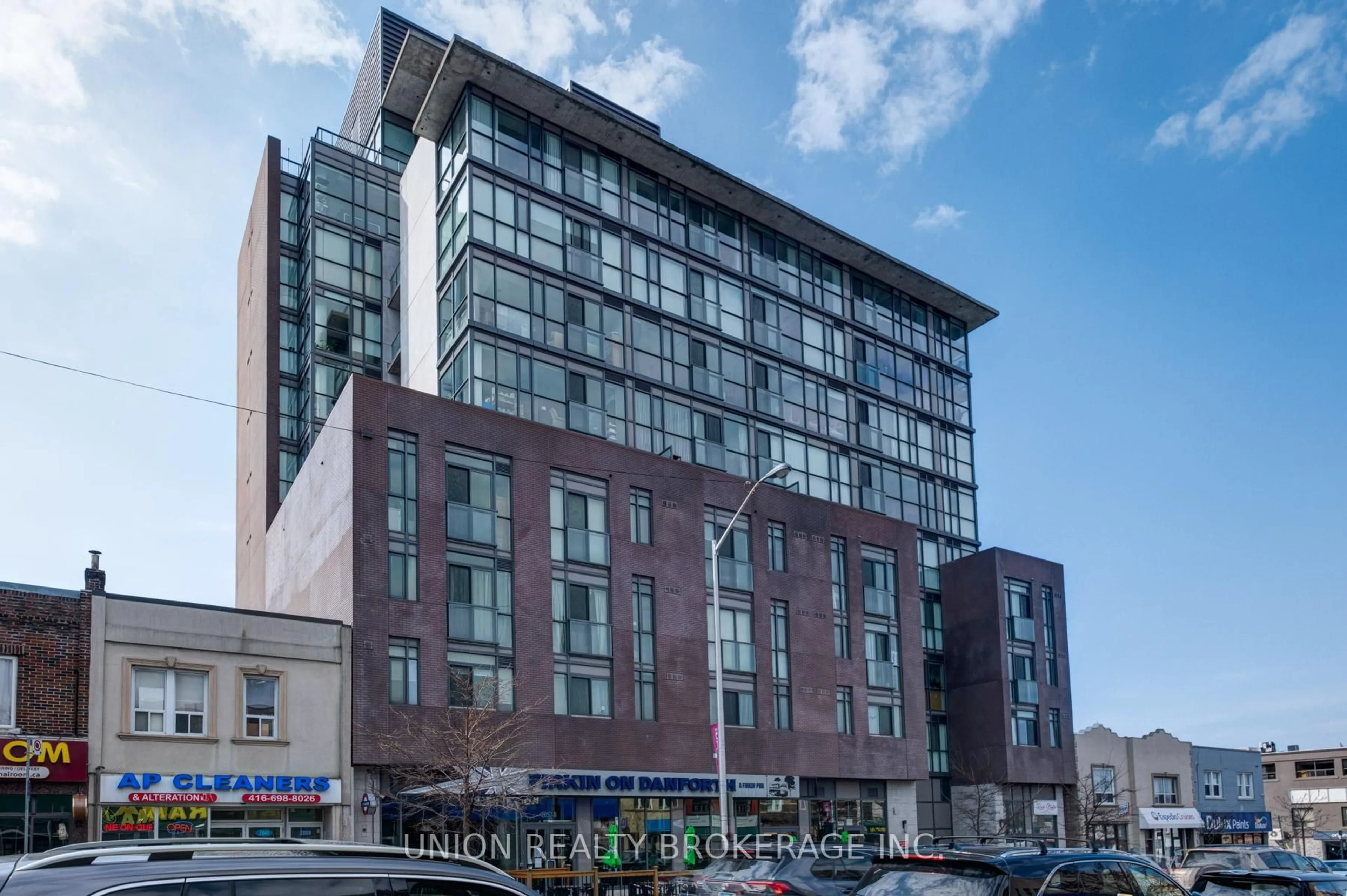 Unknown for 2055 Danforth Ave #802, Toronto Ontario M4C 1J8