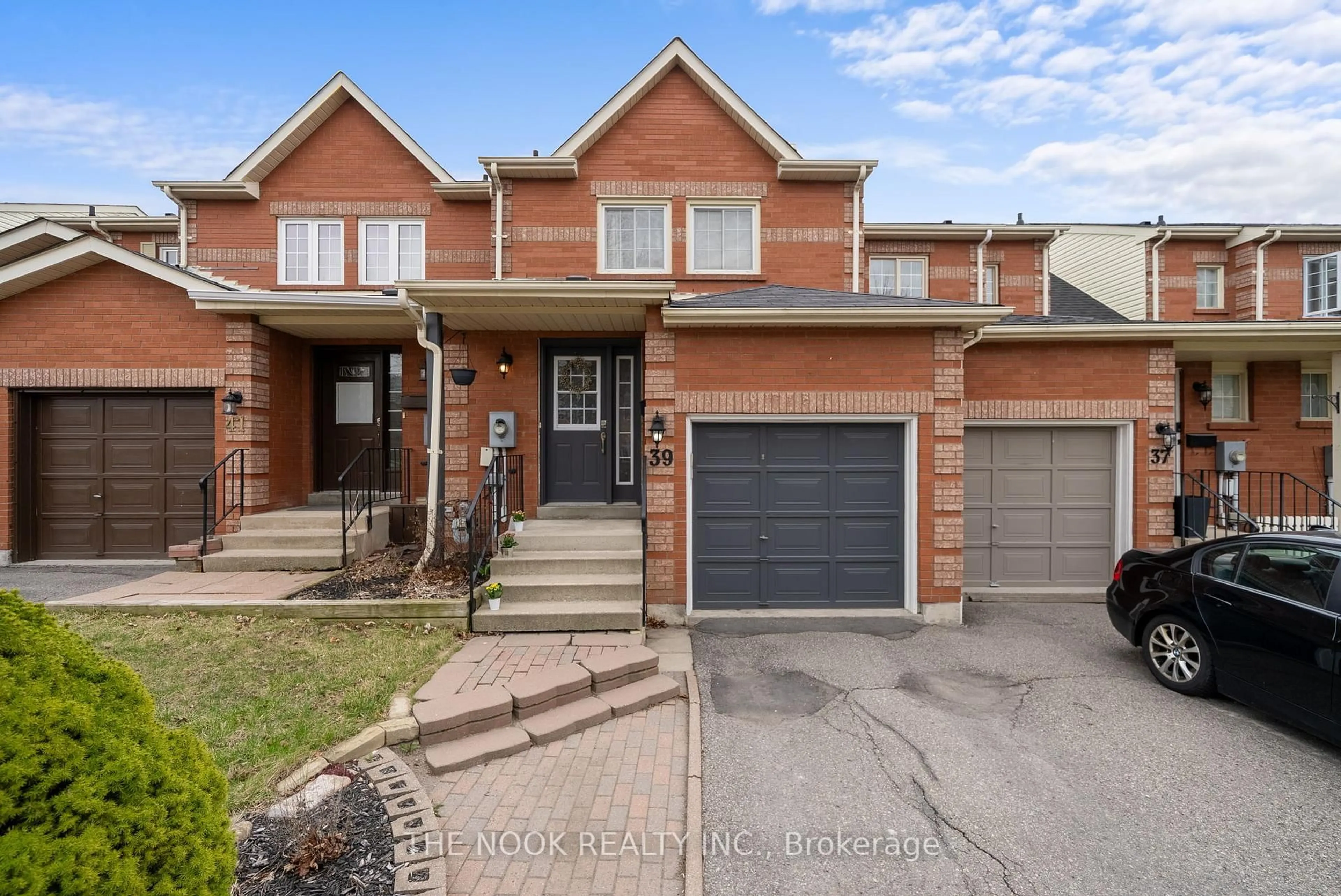 Home with brick exterior material, street for 39 Wallace Dr, Whitby Ontario L1N 9B7