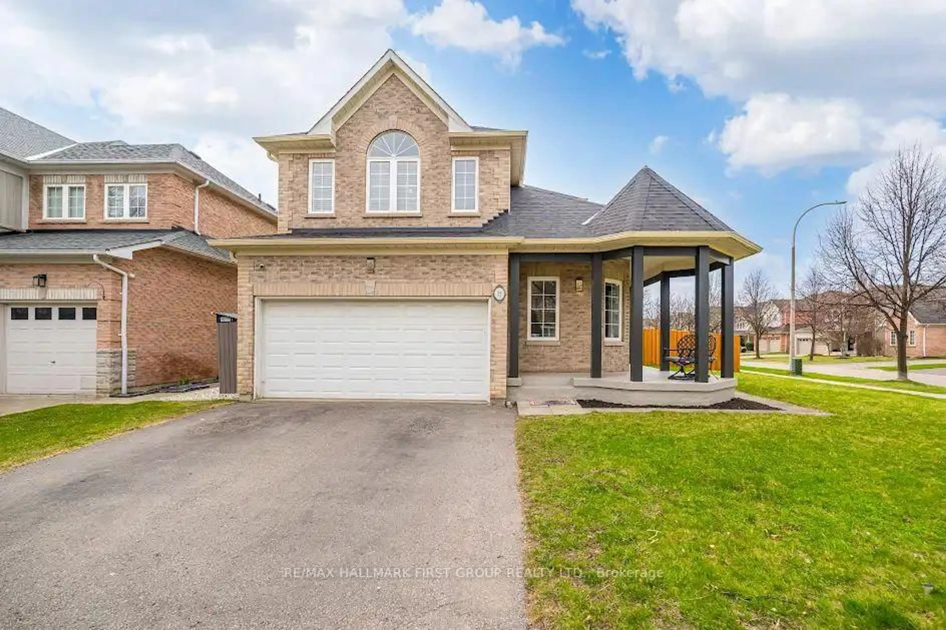 Home with brick exterior material, street for 15 Somerset St, Whitby Ontario L1P 1P5