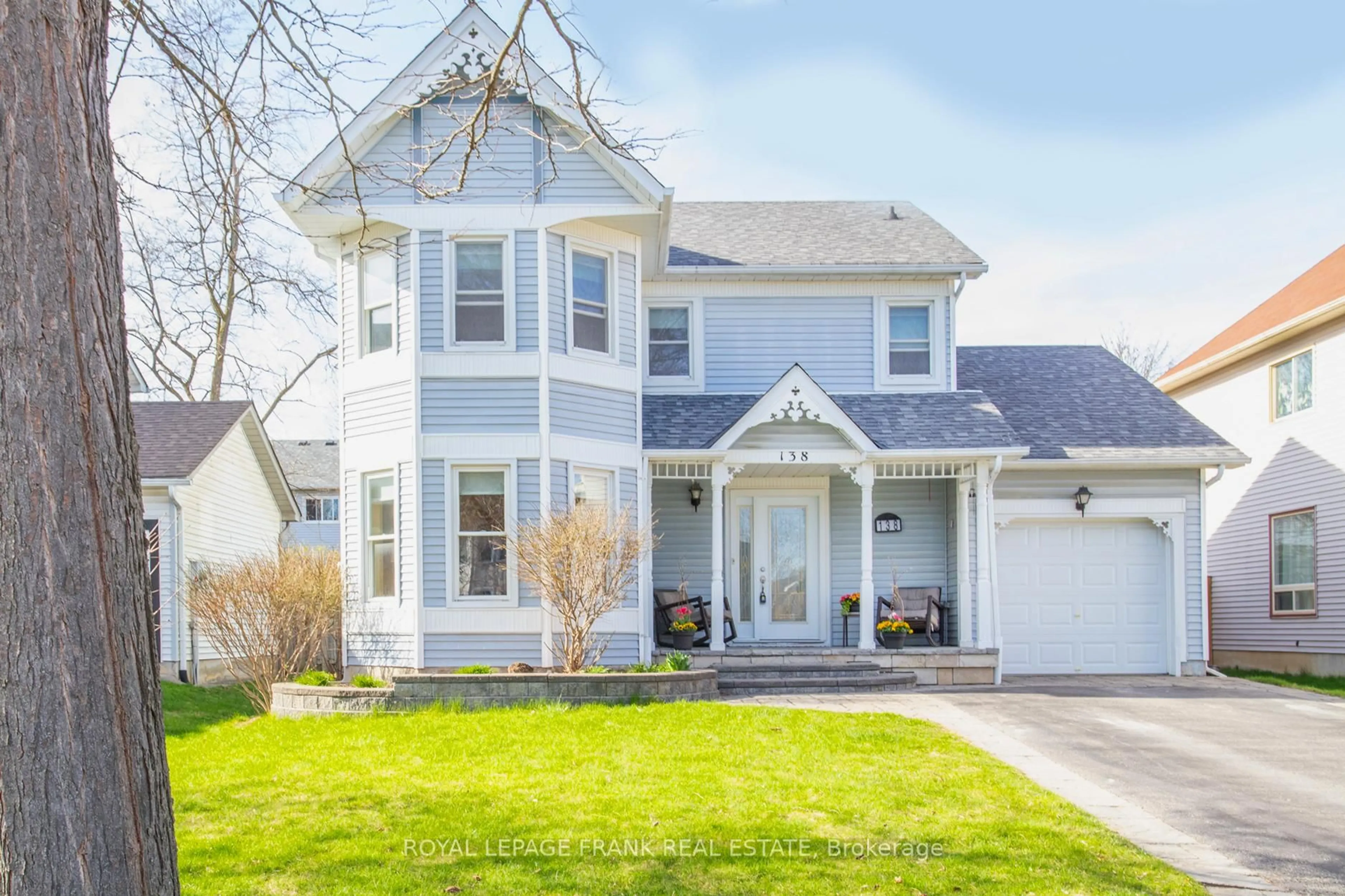 Home with vinyl exterior material, street for 138 Allan St, Scugog Ontario L9L 1E4