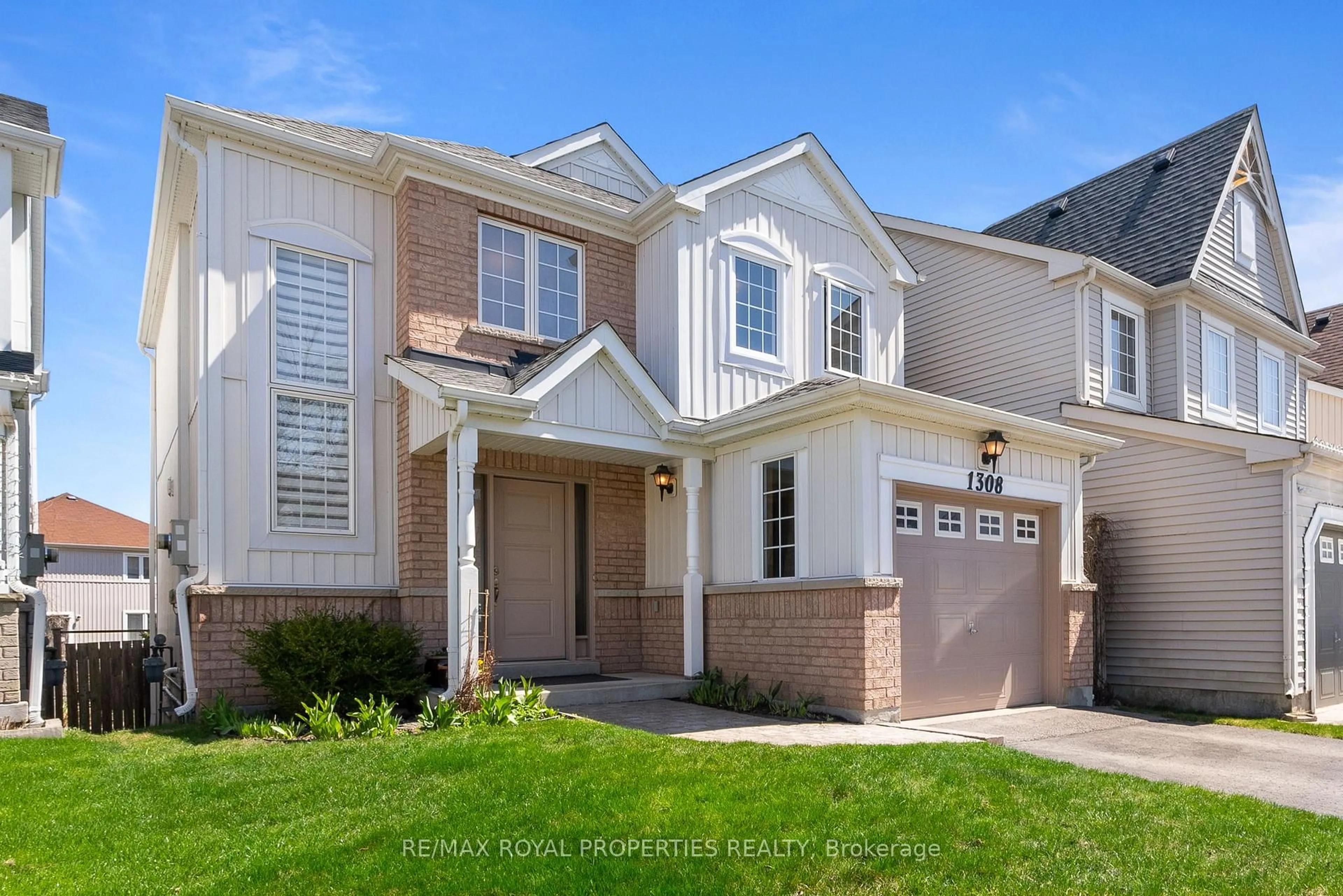 Home with brick exterior material, street for 1308 Ashgrove Cres, Oshawa Ontario L1K 3A6