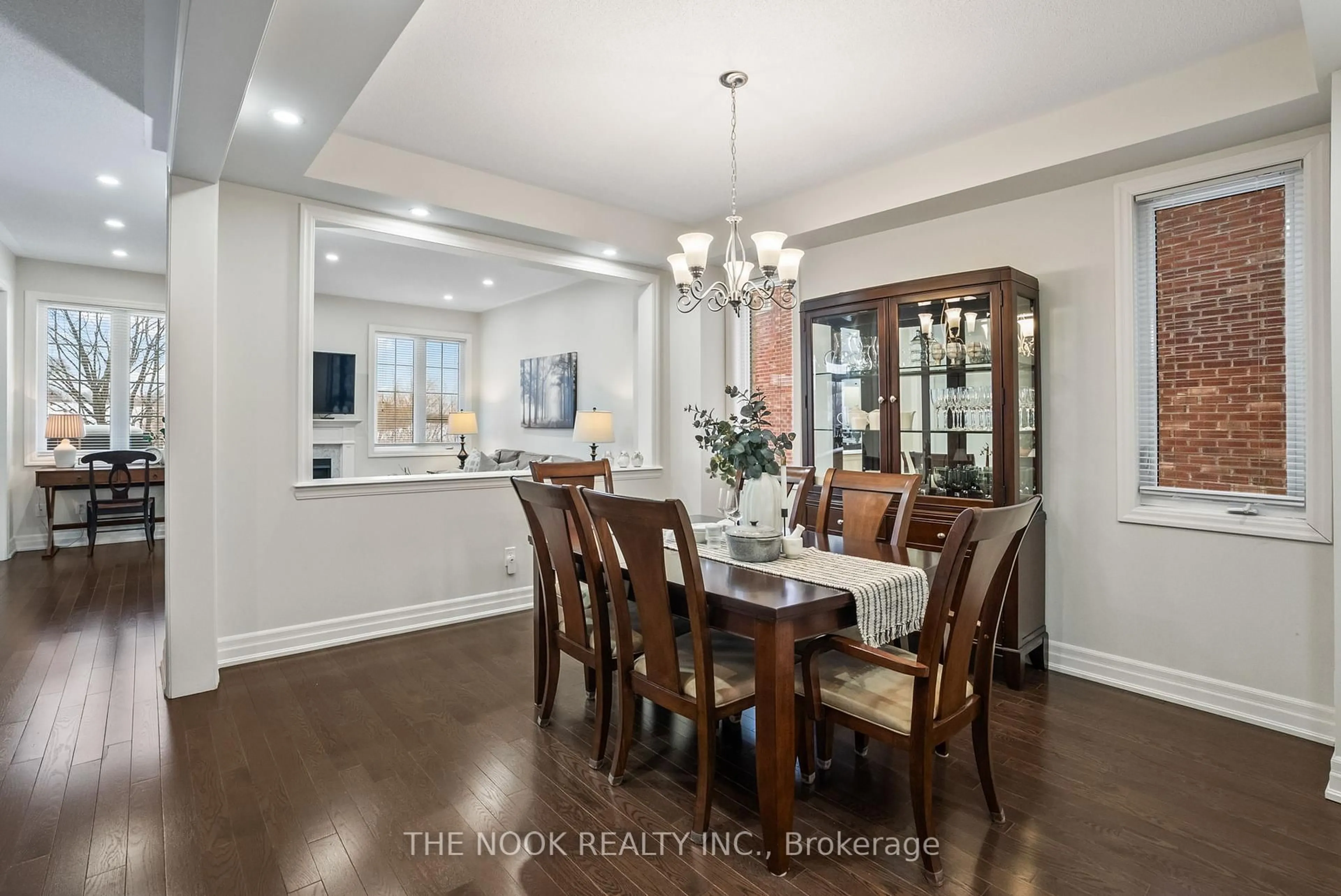 Dining room, unknown for 15 Purdy Pl, Clarington Ontario L1C 0V2