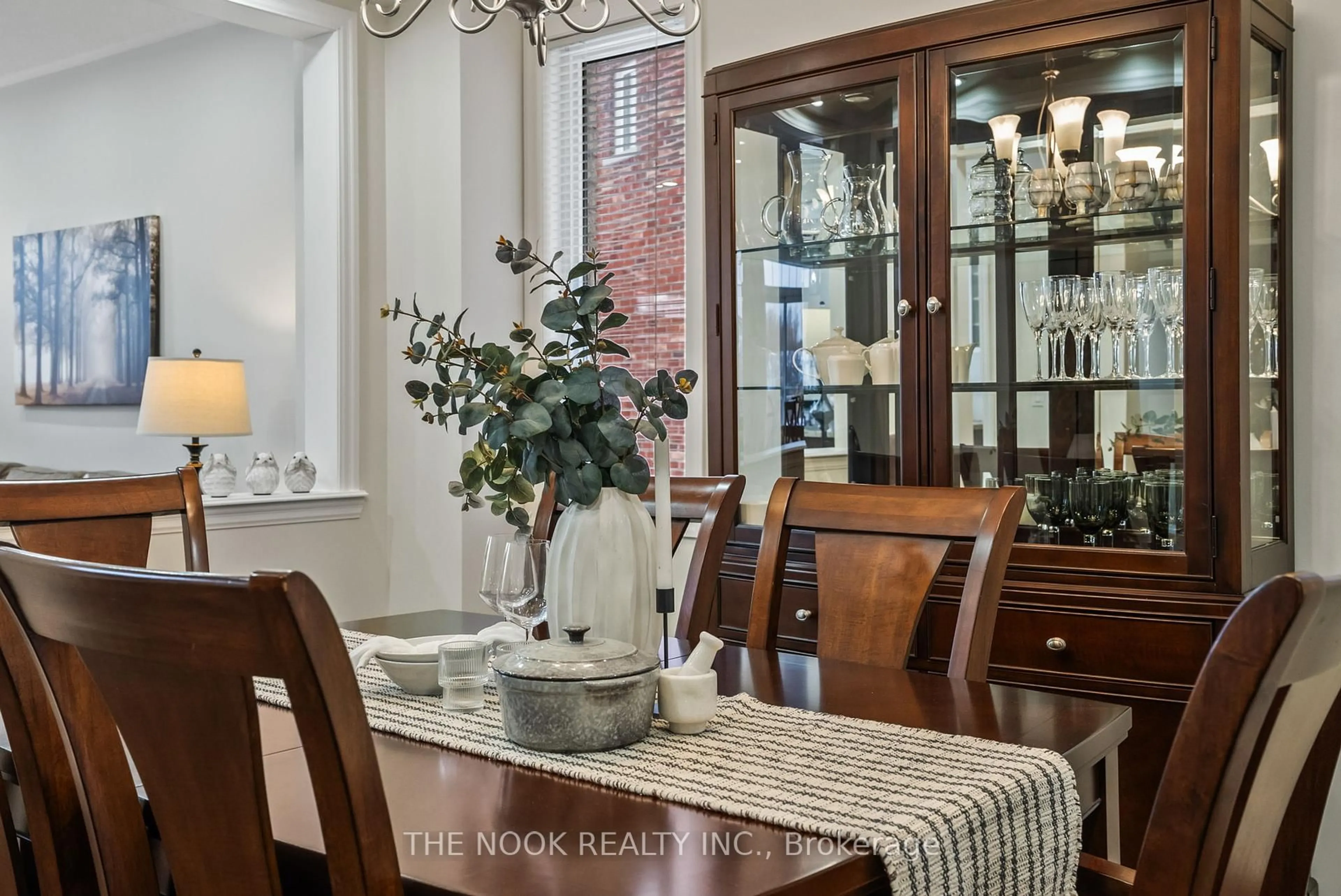 Dining room, unknown for 15 Purdy Pl, Clarington Ontario L1C 0V2