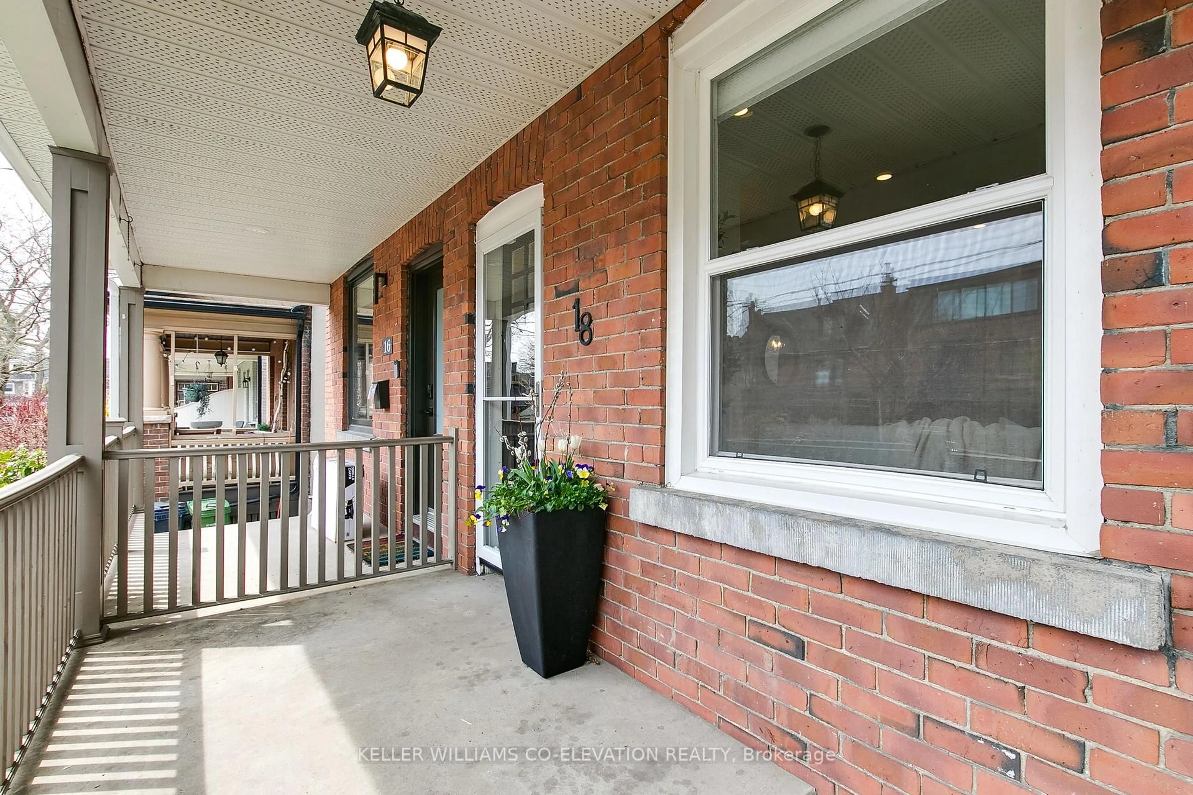 Unknown for 18 Grandview Ave, Toronto Ontario M4K 1J2