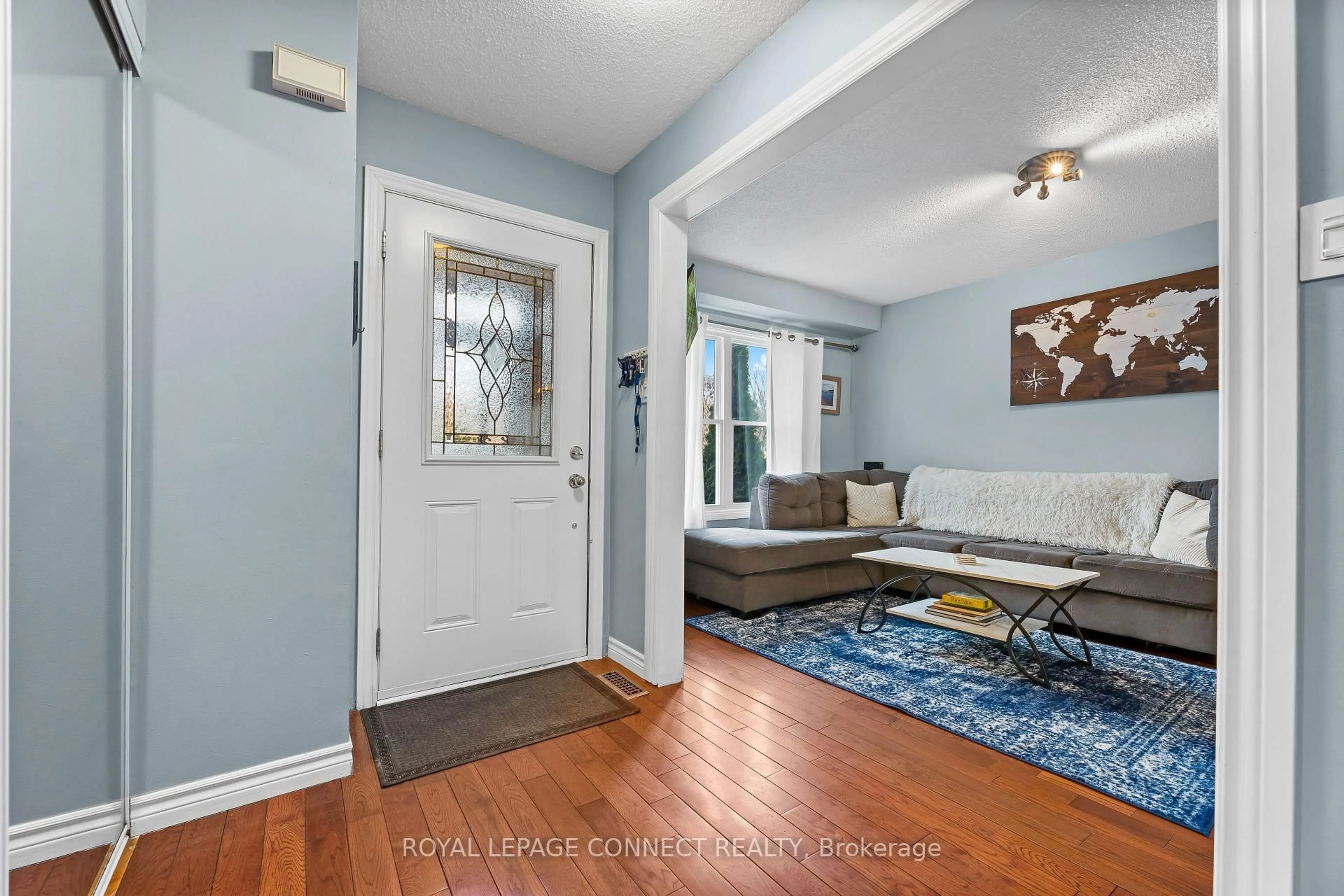 Indoor entryway for 15 Patterson Cres, Ajax Ontario L1S 6R1
