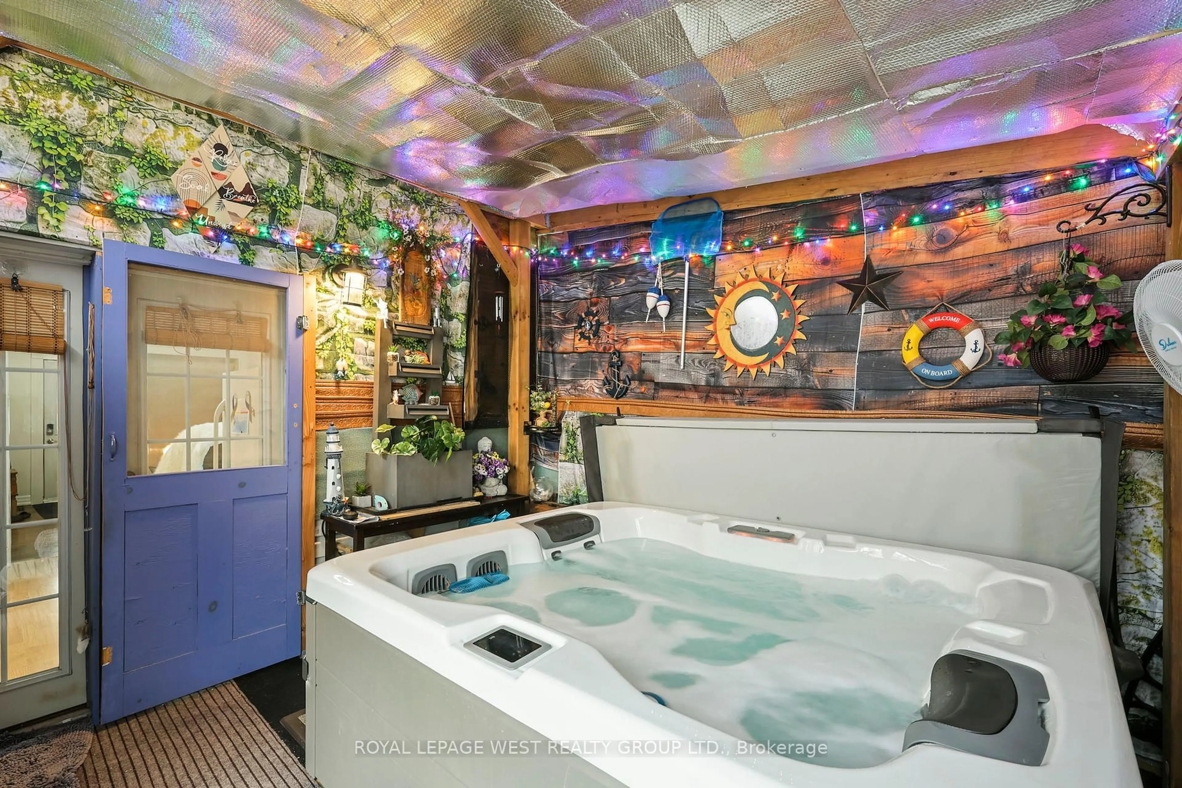 Unknown for 363 Centre St, Oshawa Ontario L1H 4B6