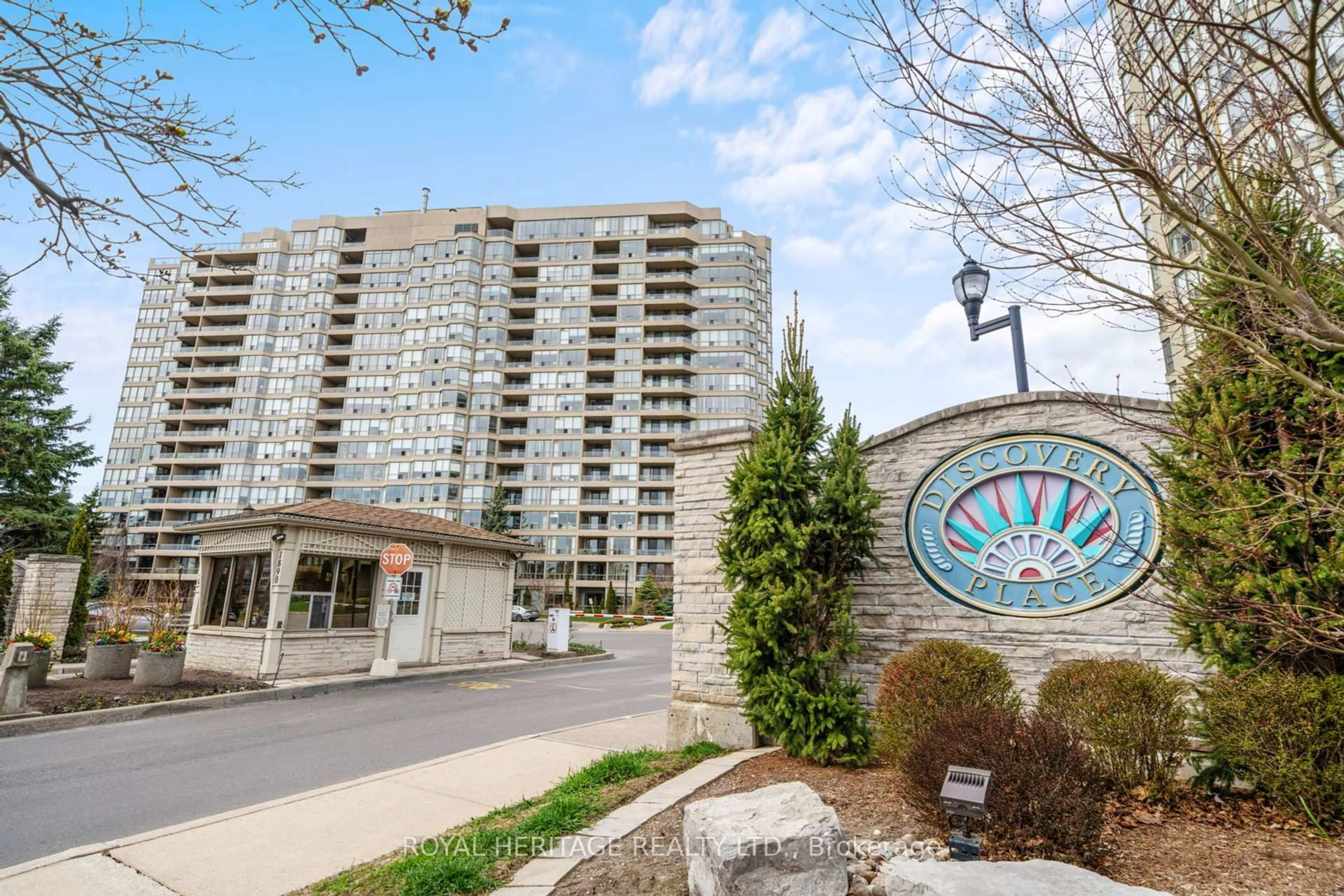 Unknown for 1880 Valley Farm Rd #720, Pickering Ontario L1V 6B3