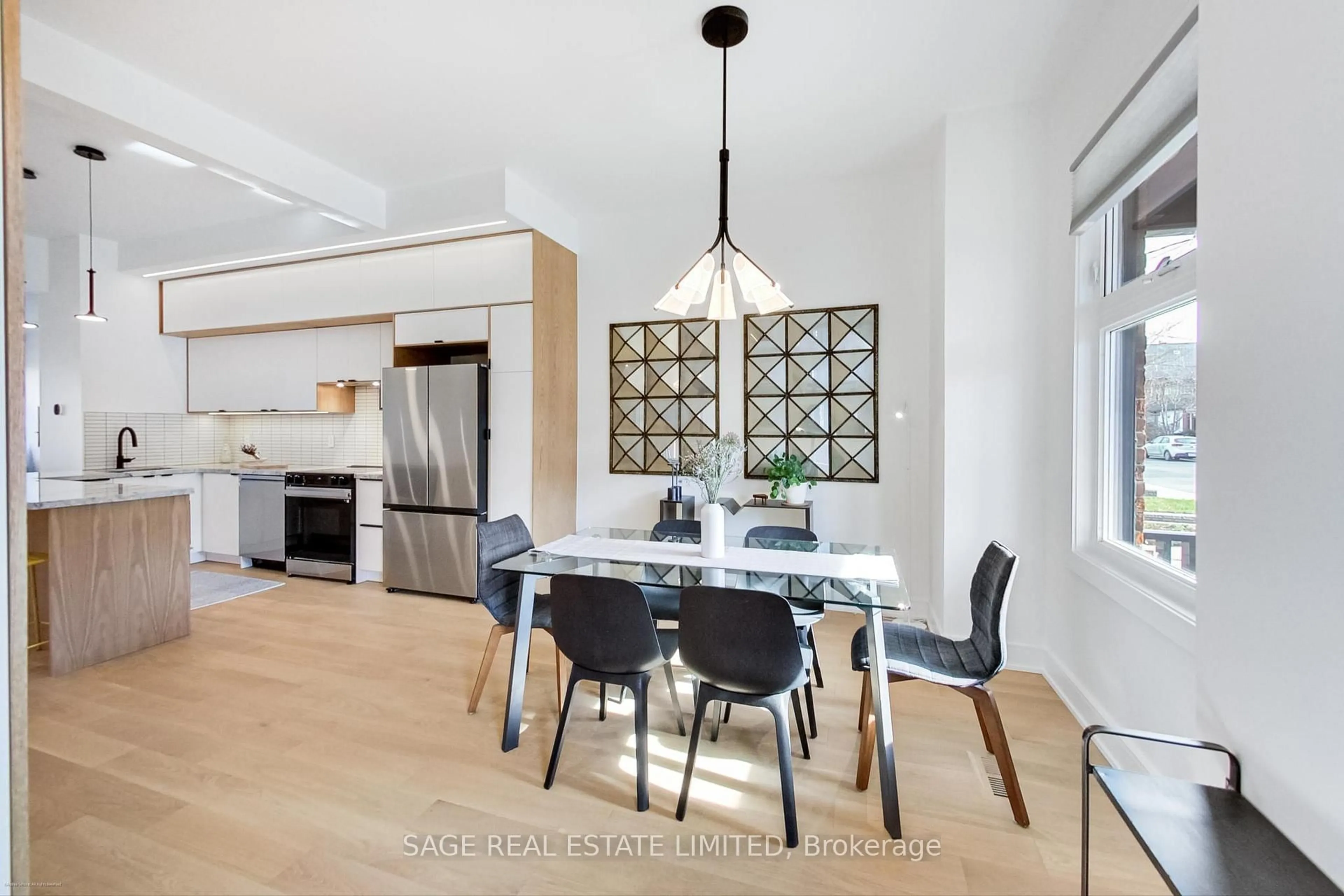 Open concept kitchen, unknown for 31 Kelvin Ave, Toronto Ontario M4C 5C7