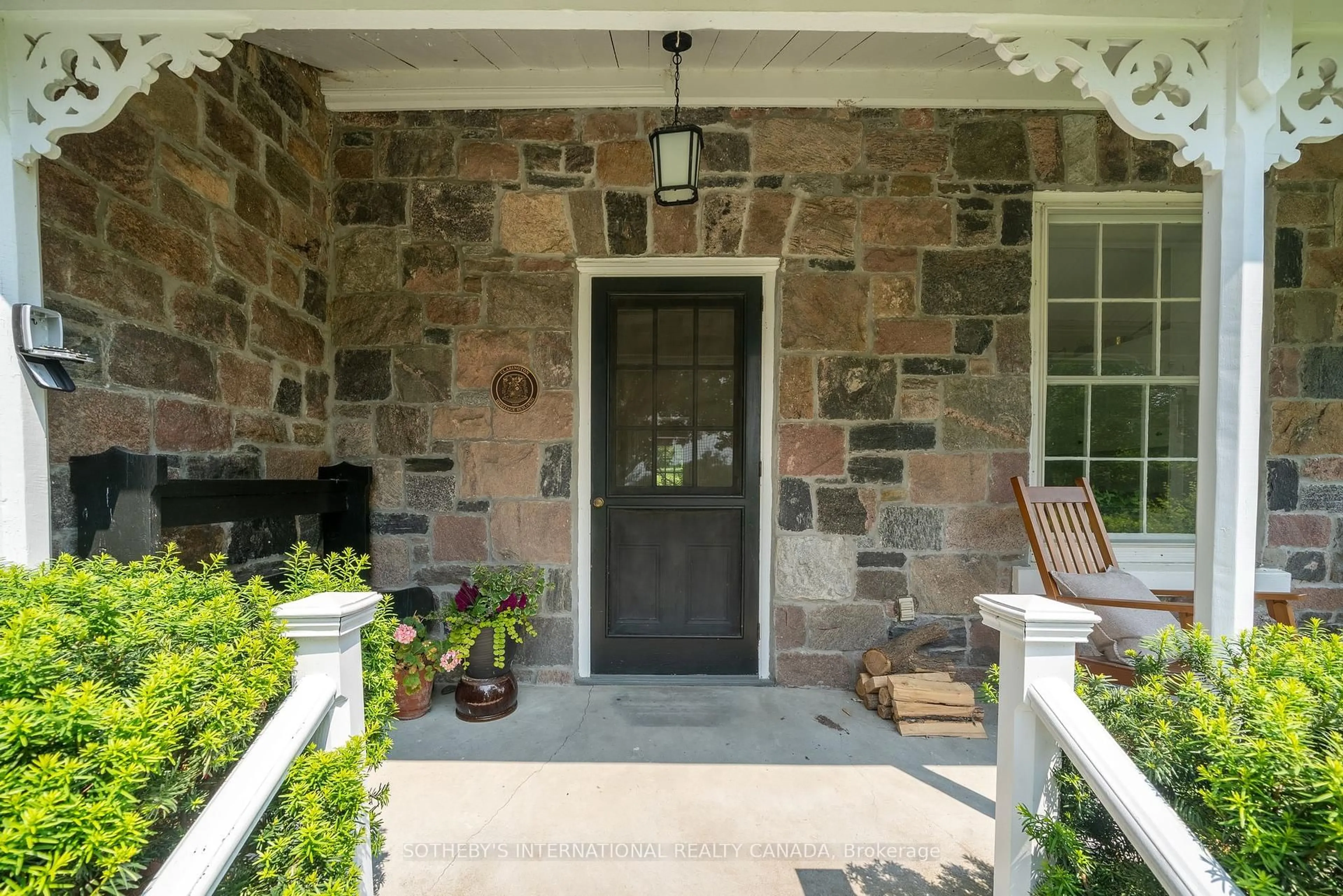 Indoor entryway for 6537 Werry Rd, Clarington Ontario L0B 1J0