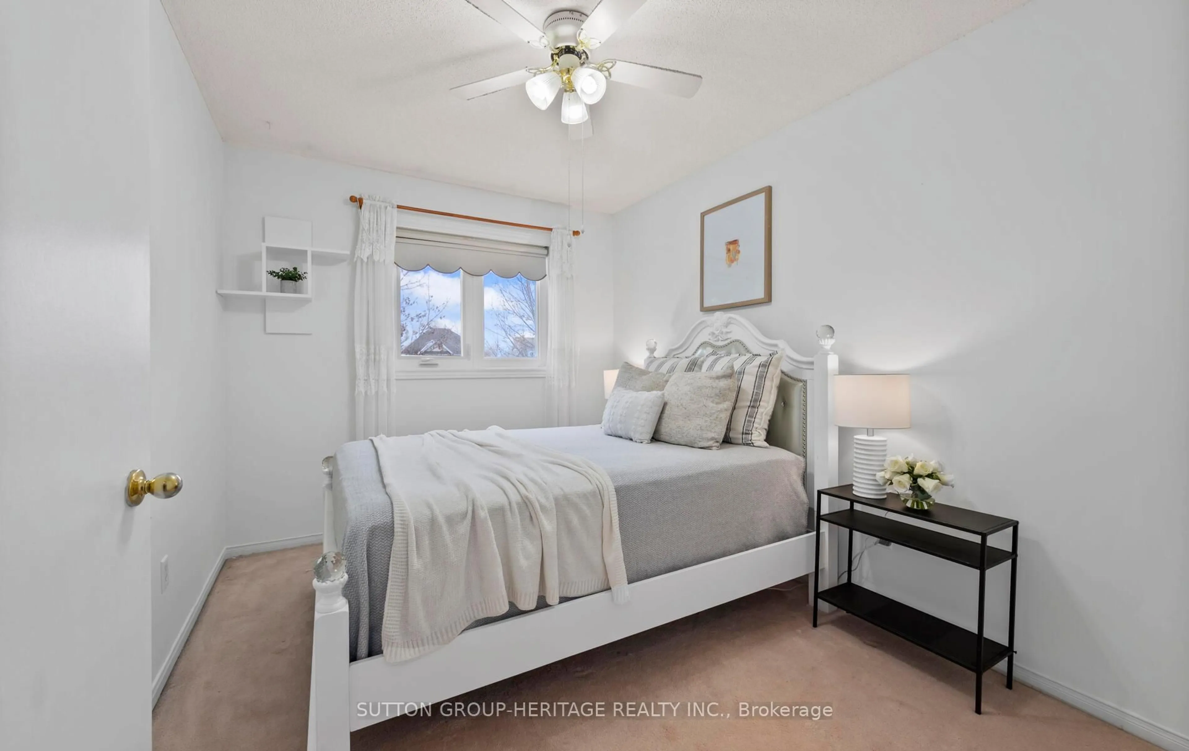 Bedroom with bed, unknown for 46 Alexis Way, Whitby Ontario L1R 2N9